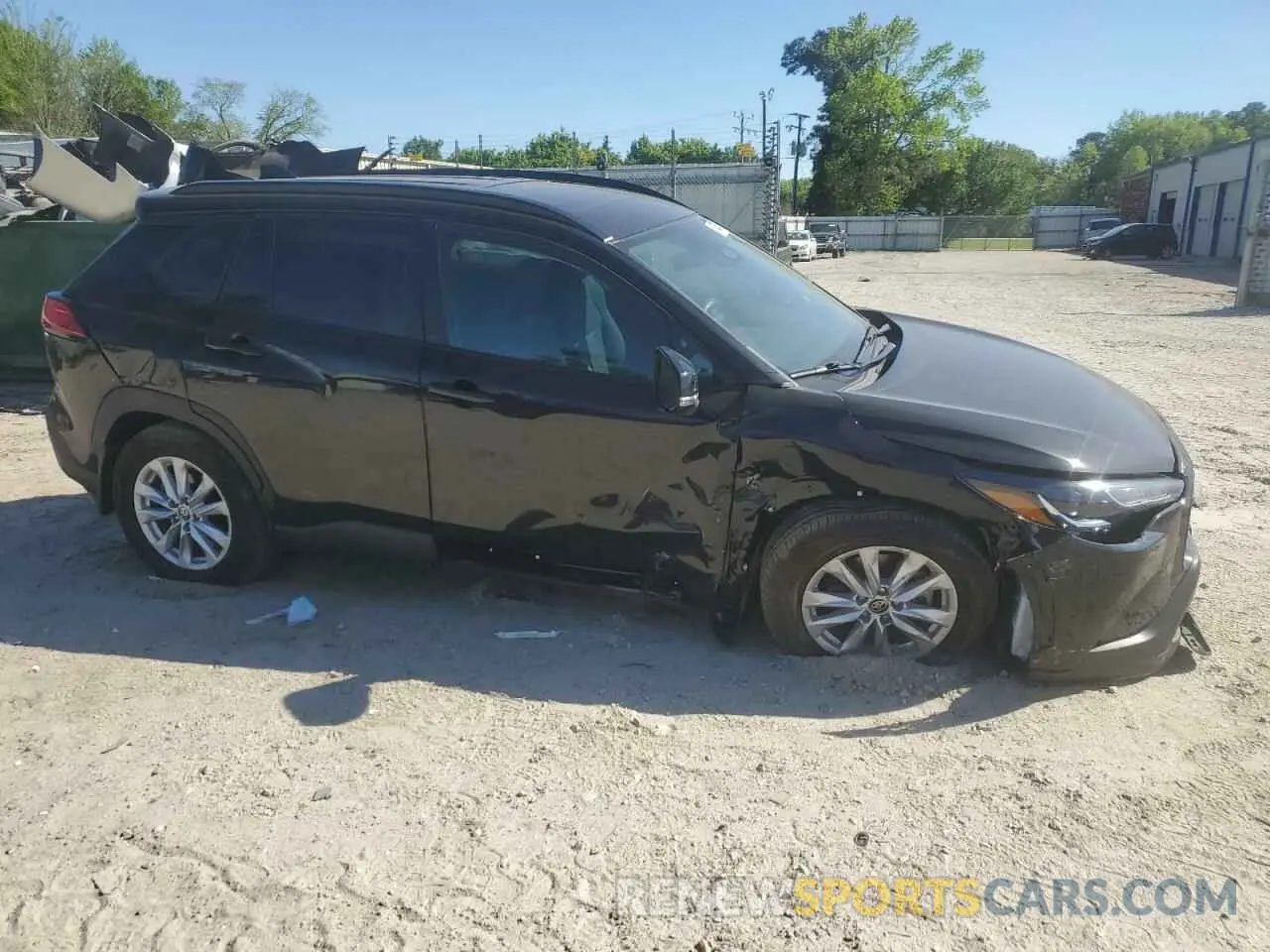 4 Photograph of a damaged car 7MUBAABG3PV064875 TOYOTA COROLLA CR 2023