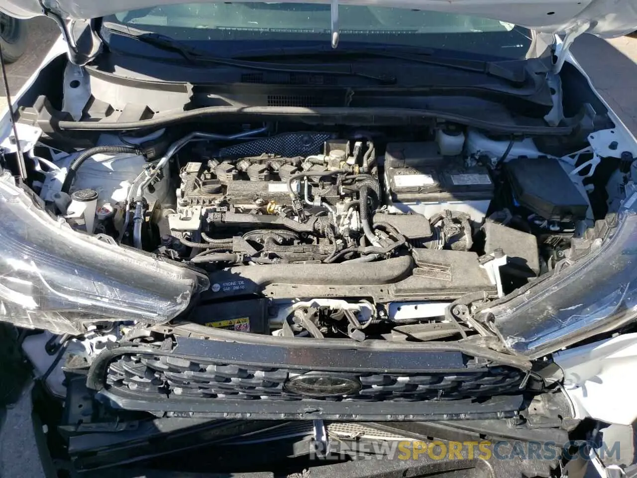 12 Photograph of a damaged car 7MUBAABG7PV051854 TOYOTA COROLLA CR 2023