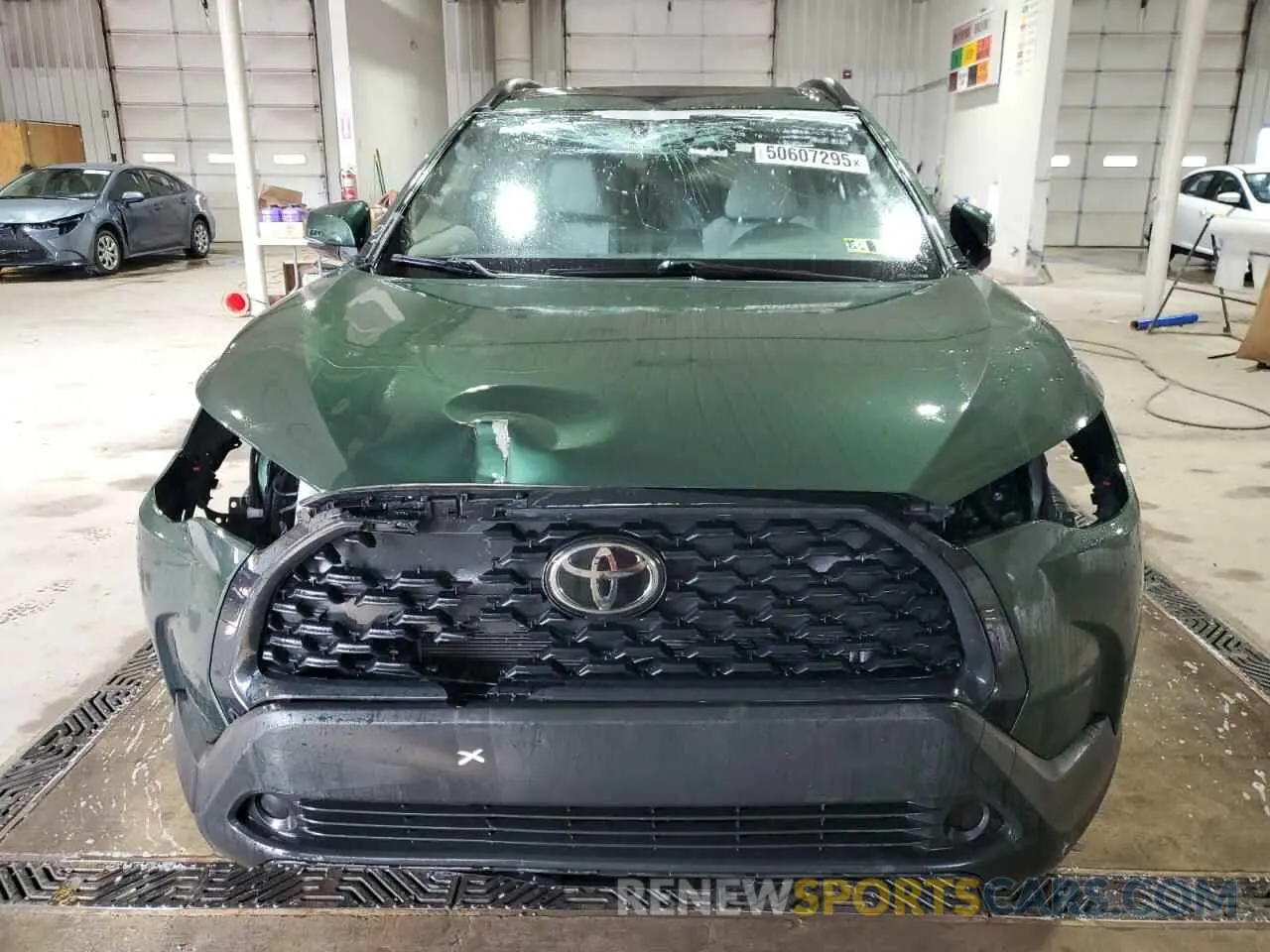 5 Photograph of a damaged car 7MUBAABG8PV054066 TOYOTA COROLLA CR 2023
