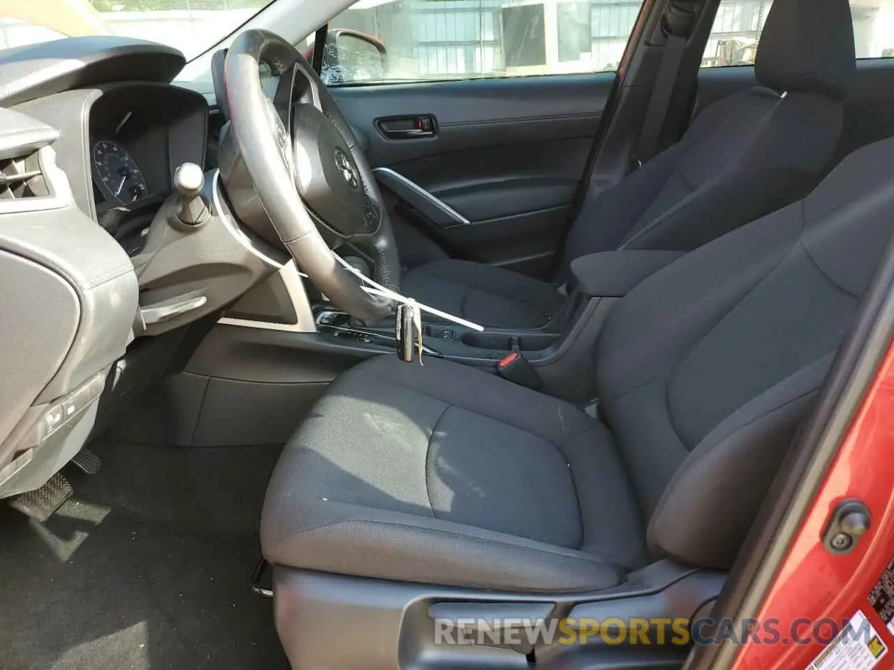 7 Photograph of a damaged car 7MUCAAAG9PV068256 TOYOTA COROLLA CR 2023