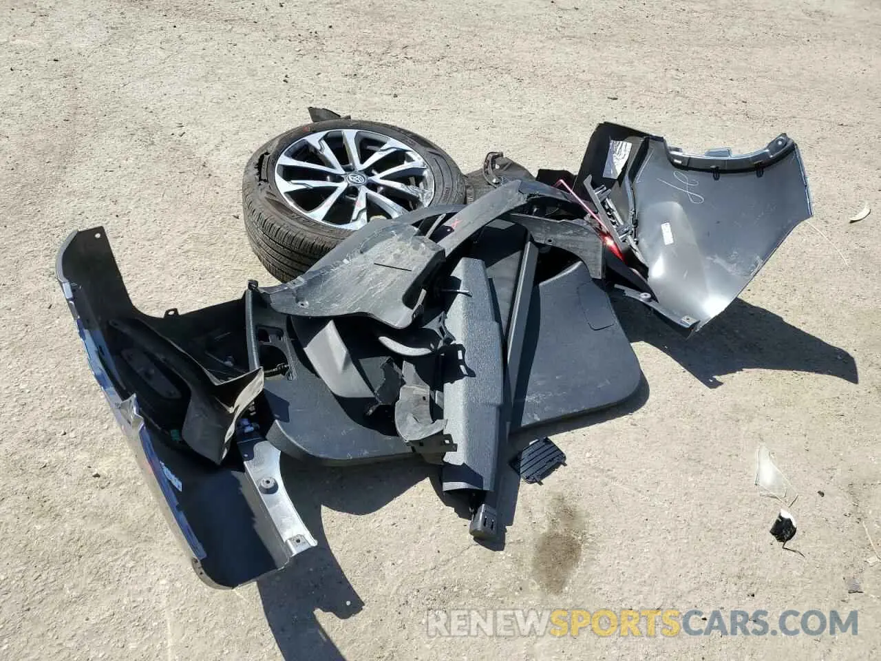 15 Photograph of a damaged car 7MUDAAAG0PV063242 TOYOTA COROLLA CR 2023