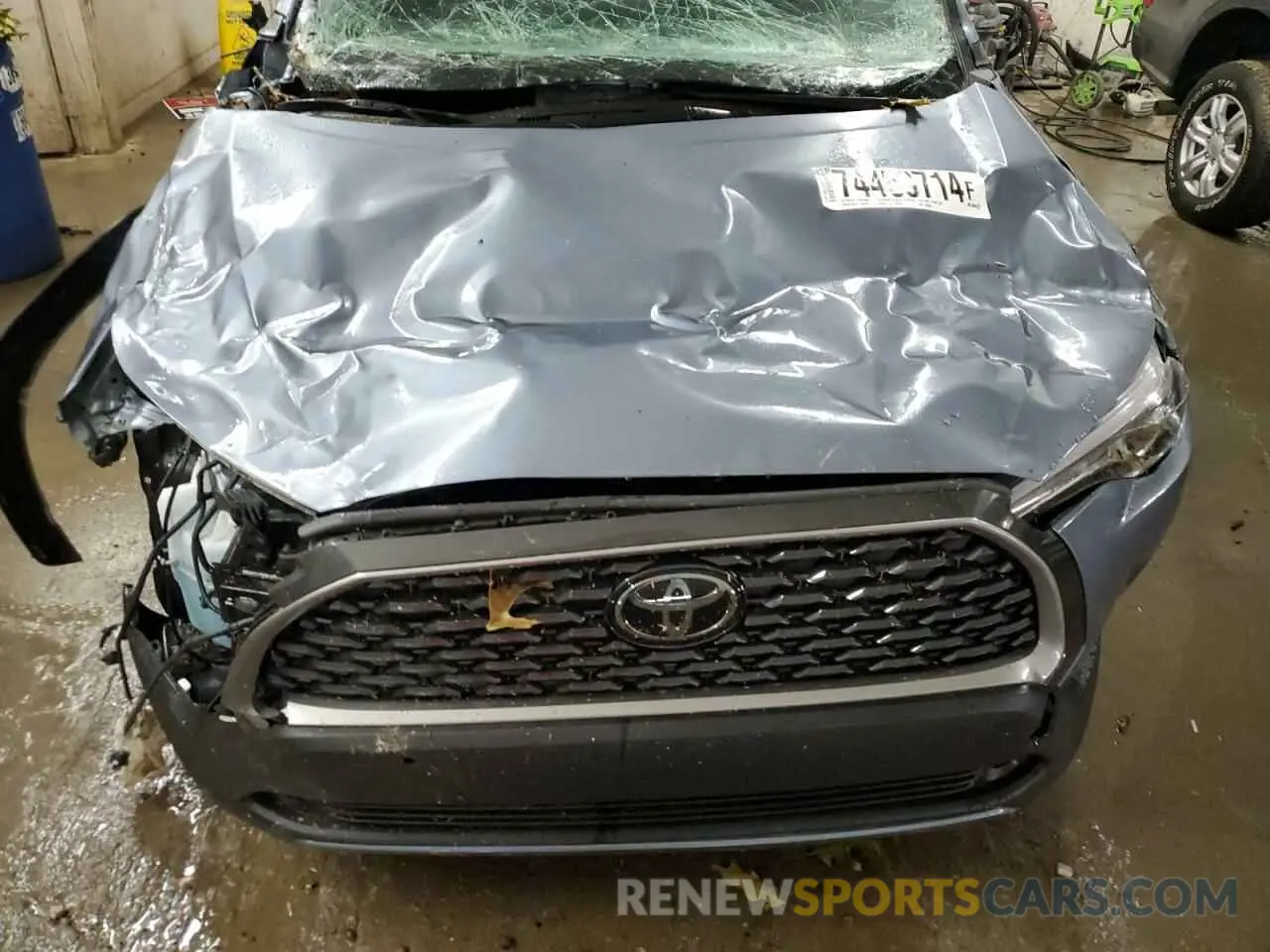 12 Photograph of a damaged car 7MUDAAAG5PV053368 TOYOTA COROLLA CR 2023