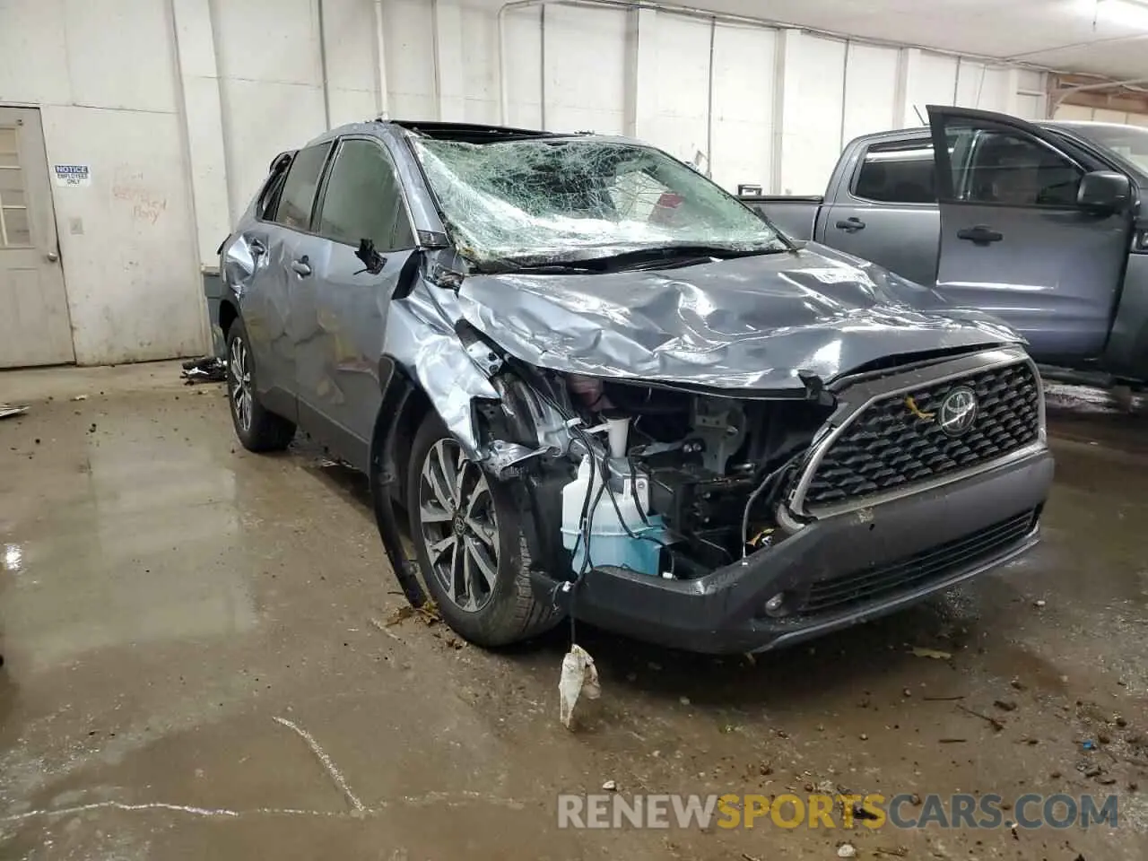 4 Photograph of a damaged car 7MUDAAAG5PV053368 TOYOTA COROLLA CR 2023
