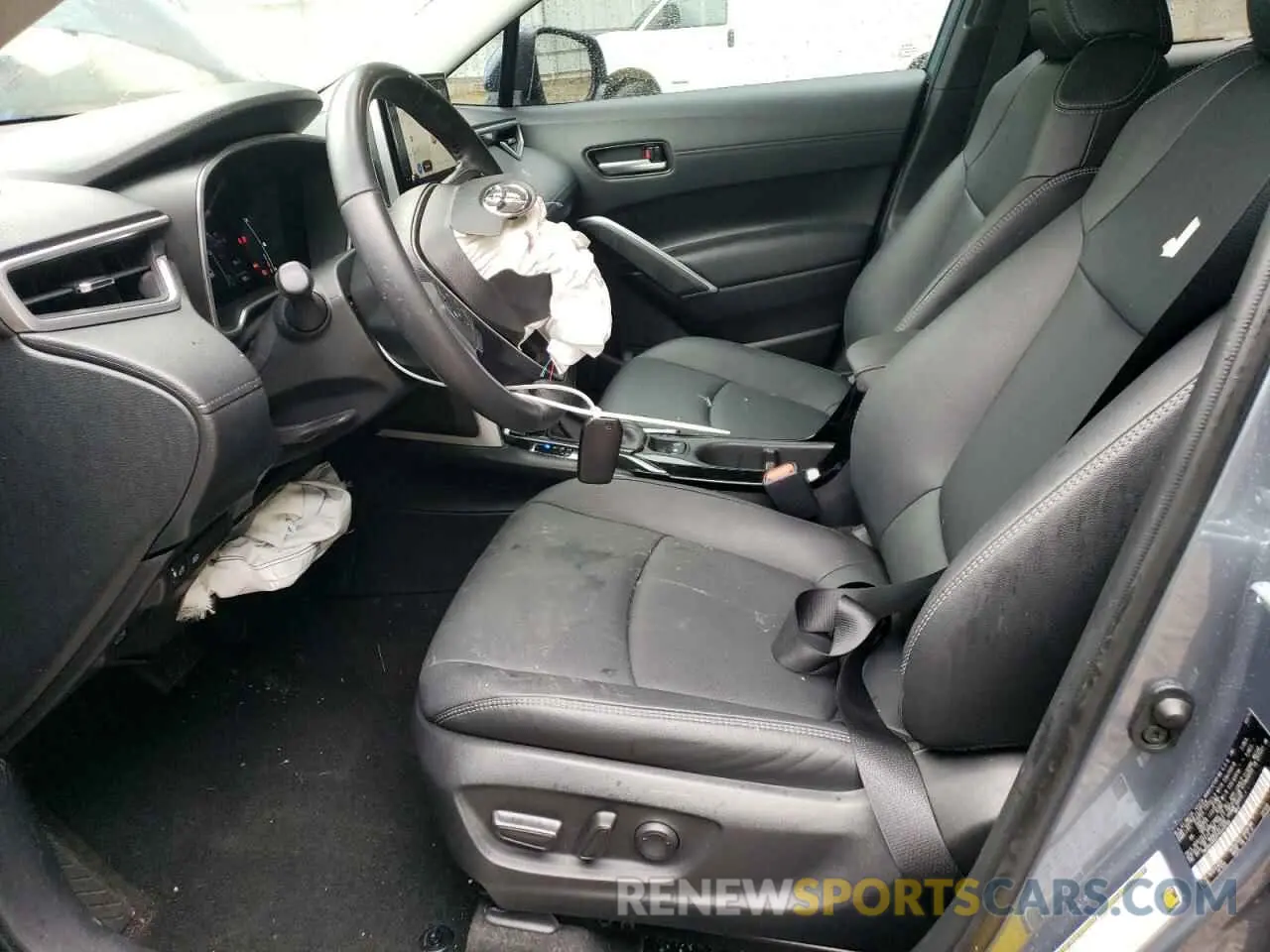 7 Photograph of a damaged car 7MUDAAAGXPV048098 TOYOTA COROLLA CR 2023