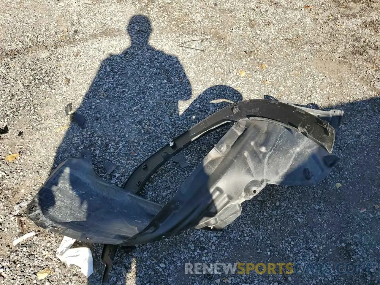 13 Photograph of a damaged car 7MUDAABG8PV064847 TOYOTA COROLLA CR 2023