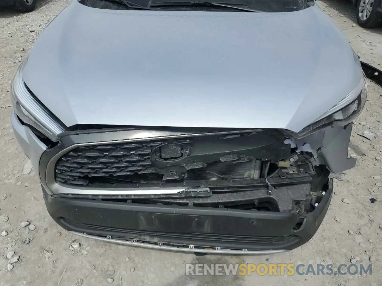 11 Photograph of a damaged car 7MUDAABG9PV049306 TOYOTA COROLLA CR 2023
