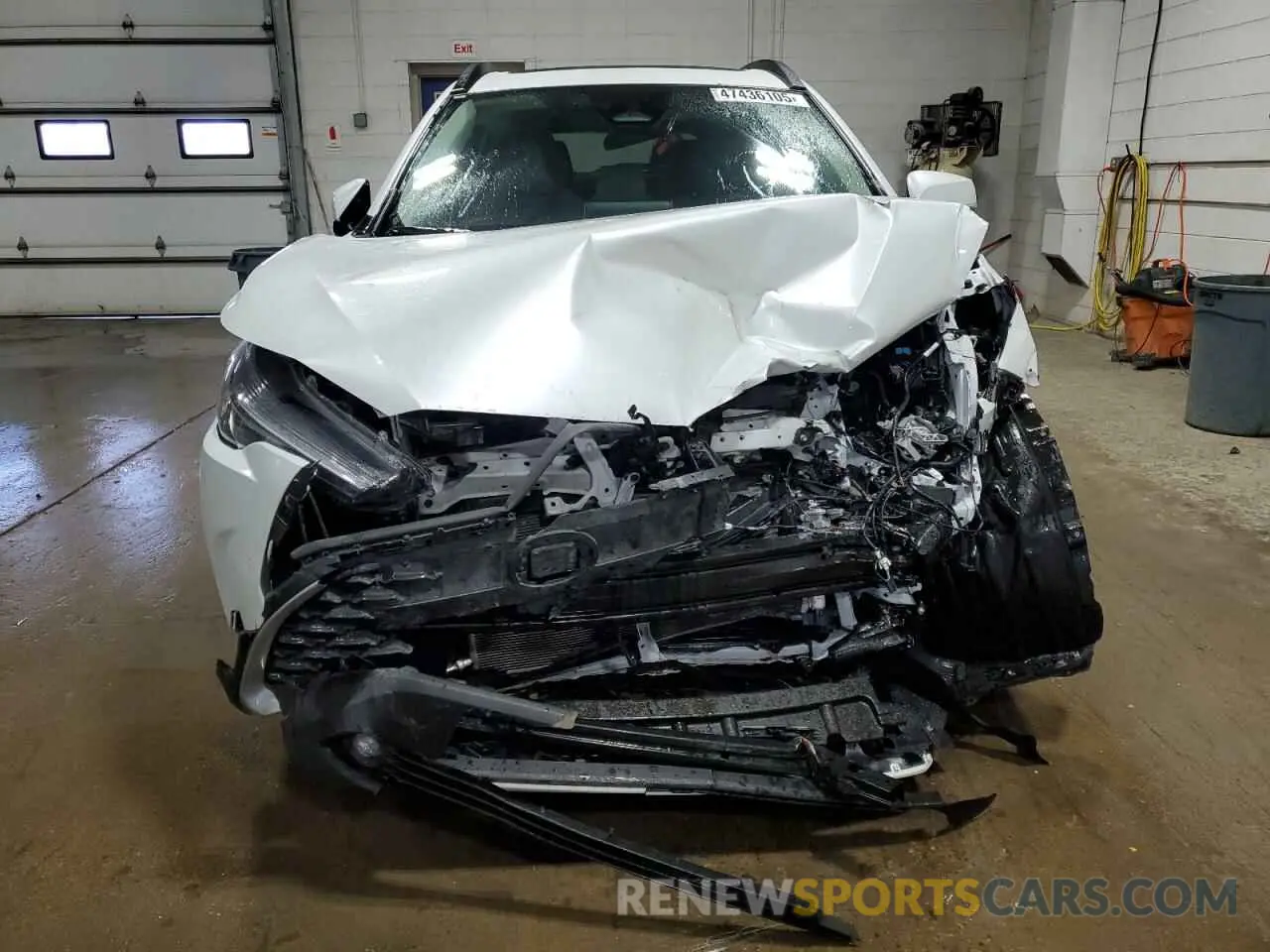 5 Photograph of a damaged car 7MUDAABG9PV074996 TOYOTA COROLLA CR 2023