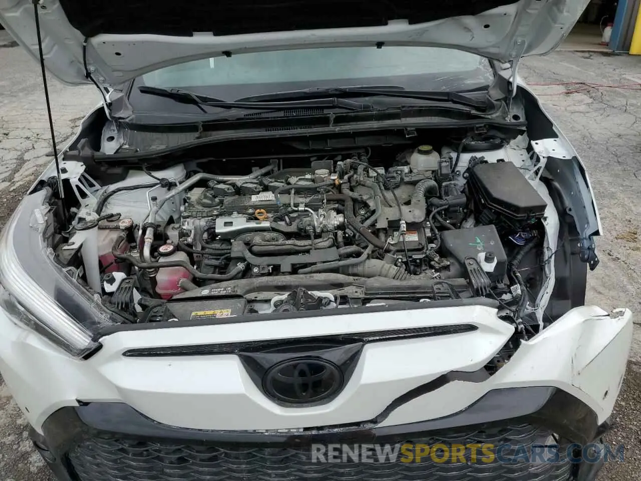 12 Photograph of a damaged car 7MUFBABG9PV015162 TOYOTA COROLLA CR 2023