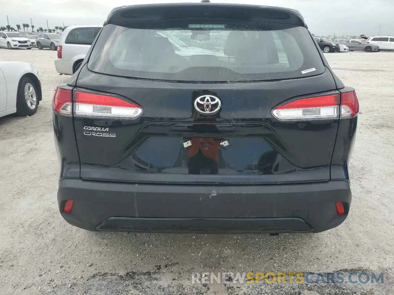 6 Photograph of a damaged car 7MUAAAAG1RV076135 TOYOTA COROLLA CR 2024