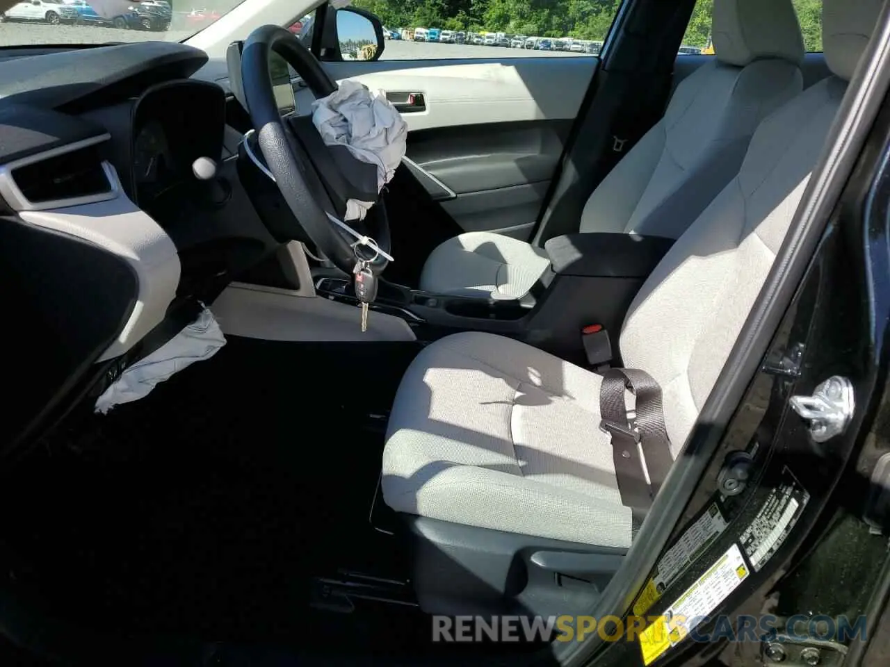 7 Photograph of a damaged car 7MUAAABG5RV109314 TOYOTA COROLLA CR 2024