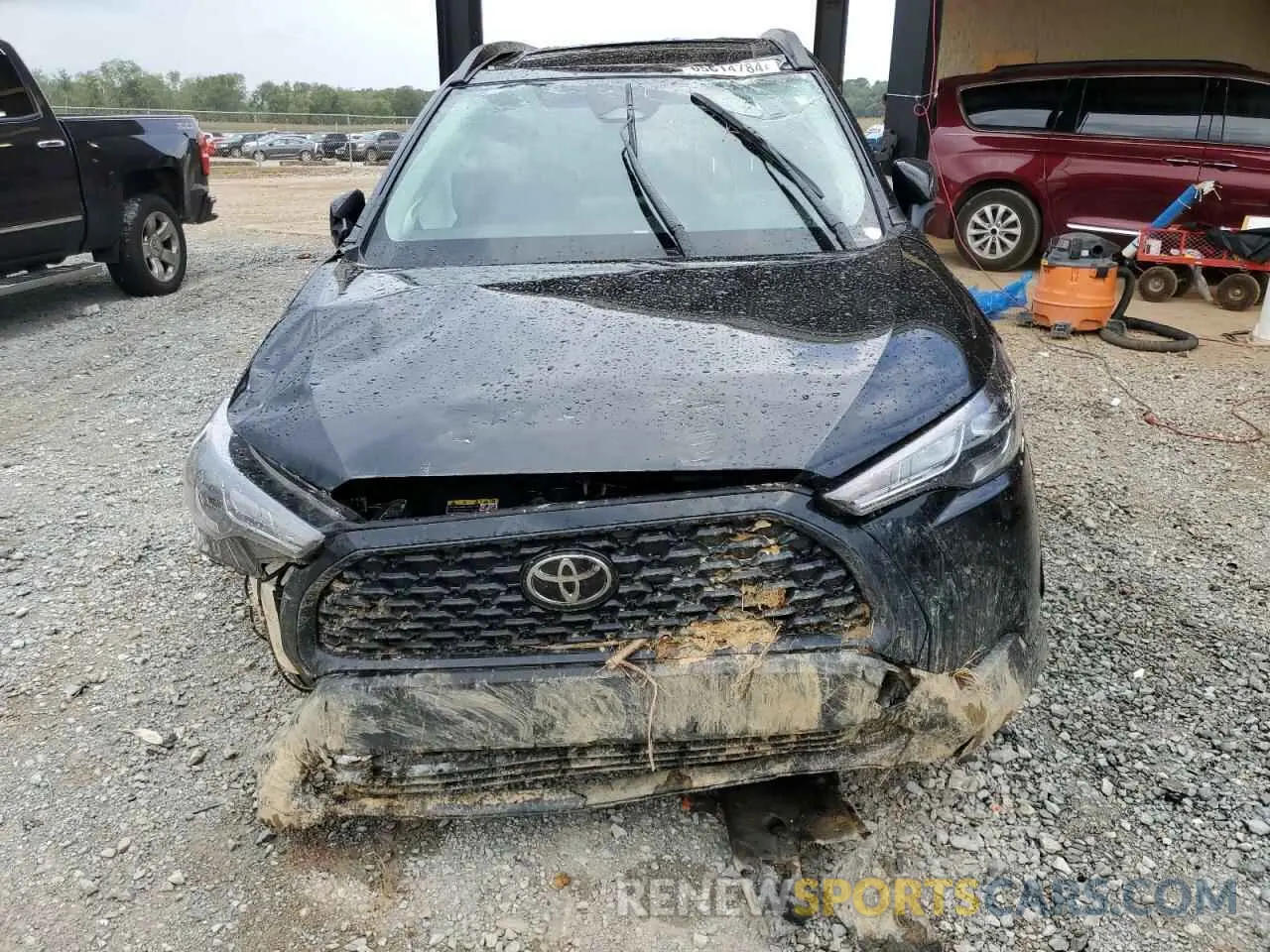 5 Photograph of a damaged car 7MUBAAAG0RV095876 TOYOTA COROLLA CR 2024