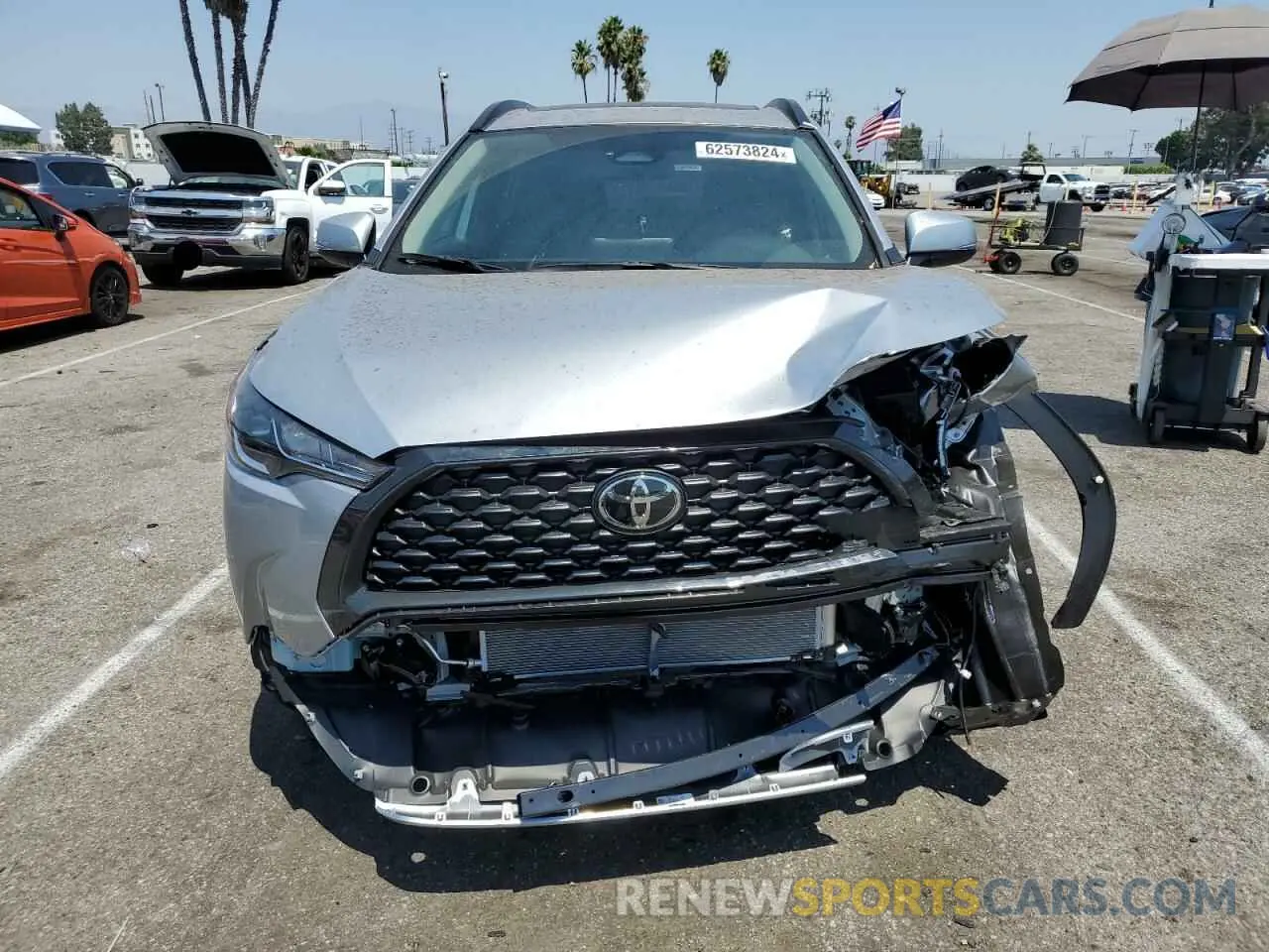 5 Photograph of a damaged car 7MUBAABG7RV097851 TOYOTA COROLLA CR 2024