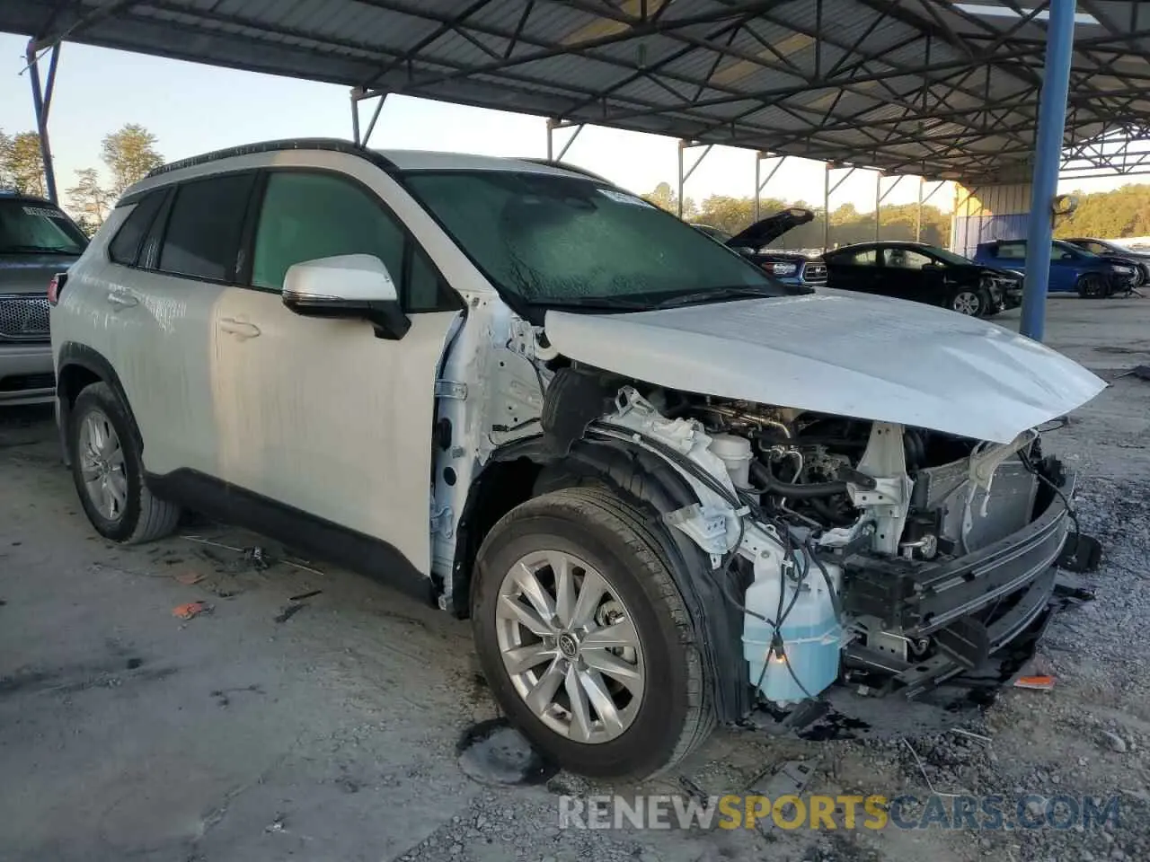 4 Photograph of a damaged car 7MUCAAAG2RV094121 TOYOTA COROLLA CR 2024