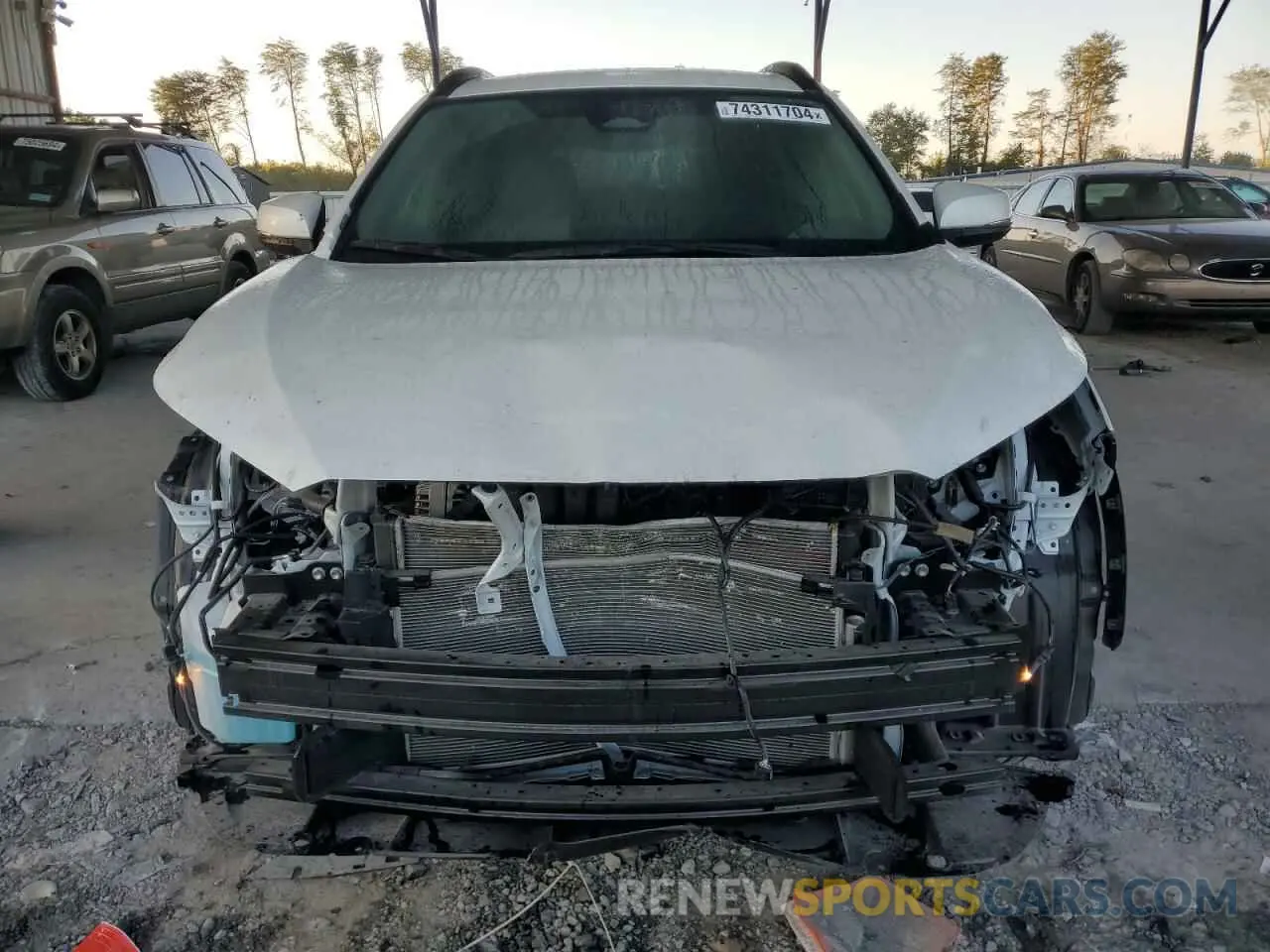 5 Photograph of a damaged car 7MUCAAAG2RV094121 TOYOTA COROLLA CR 2024