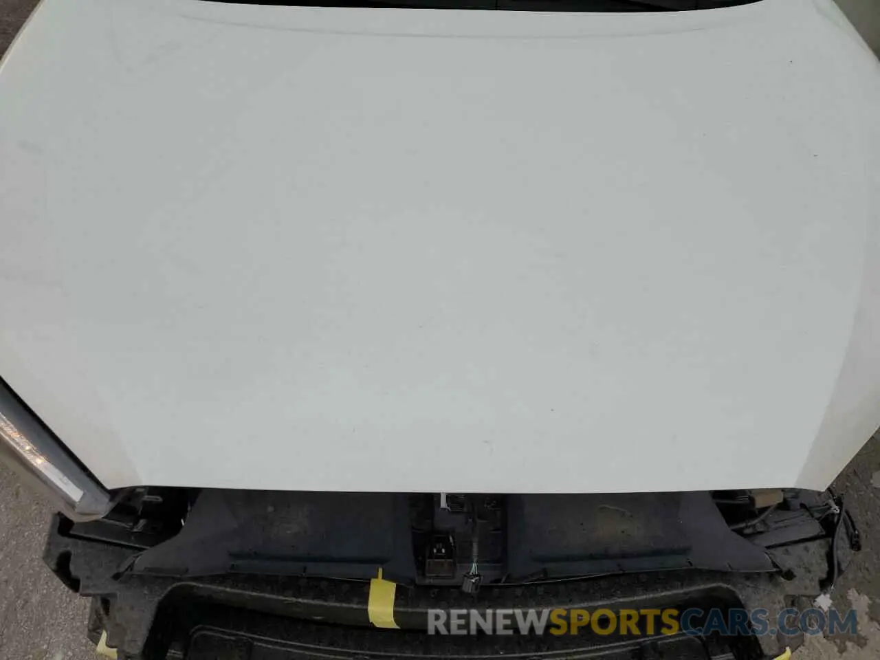 12 Photograph of a damaged car 7MUCAAAG2RV100676 TOYOTA COROLLA CR 2024