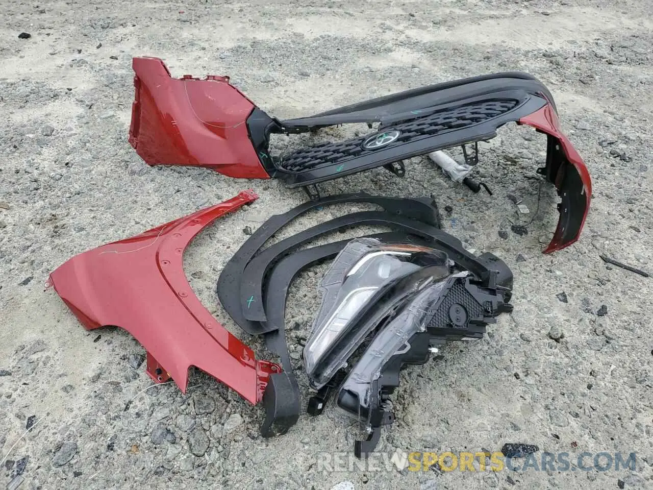 13 Photograph of a damaged car 7MUCAAAG3RV074220 TOYOTA COROLLA CR 2024