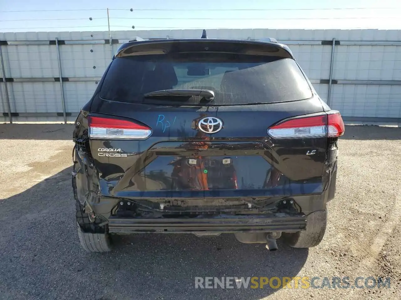 6 Photograph of a damaged car 7MUCAAAG5RV077555 TOYOTA COROLLA CR 2024