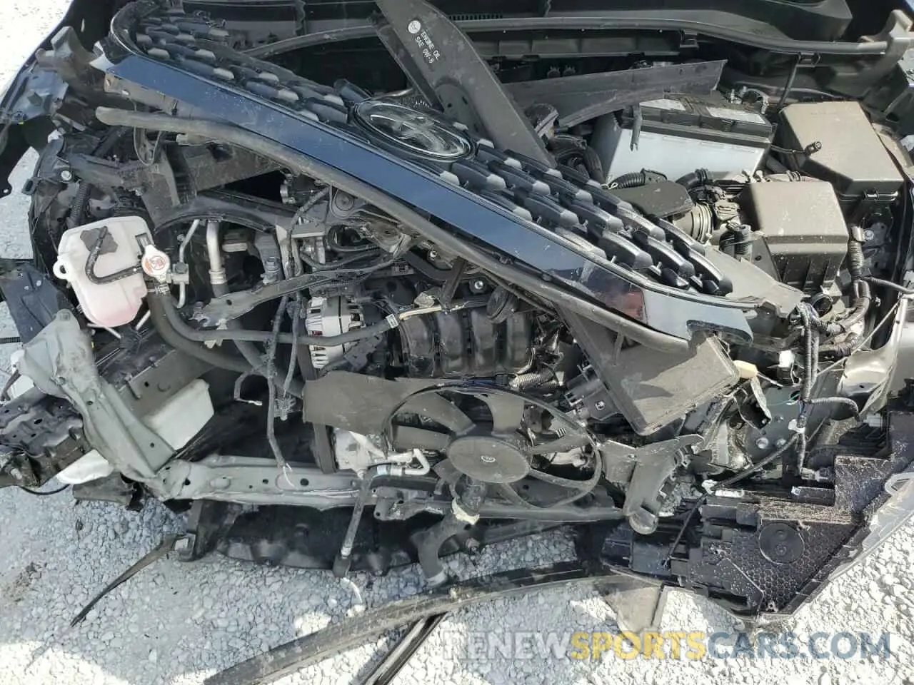12 Photograph of a damaged car 7MUCAAAG9RV091989 TOYOTA COROLLA CR 2024