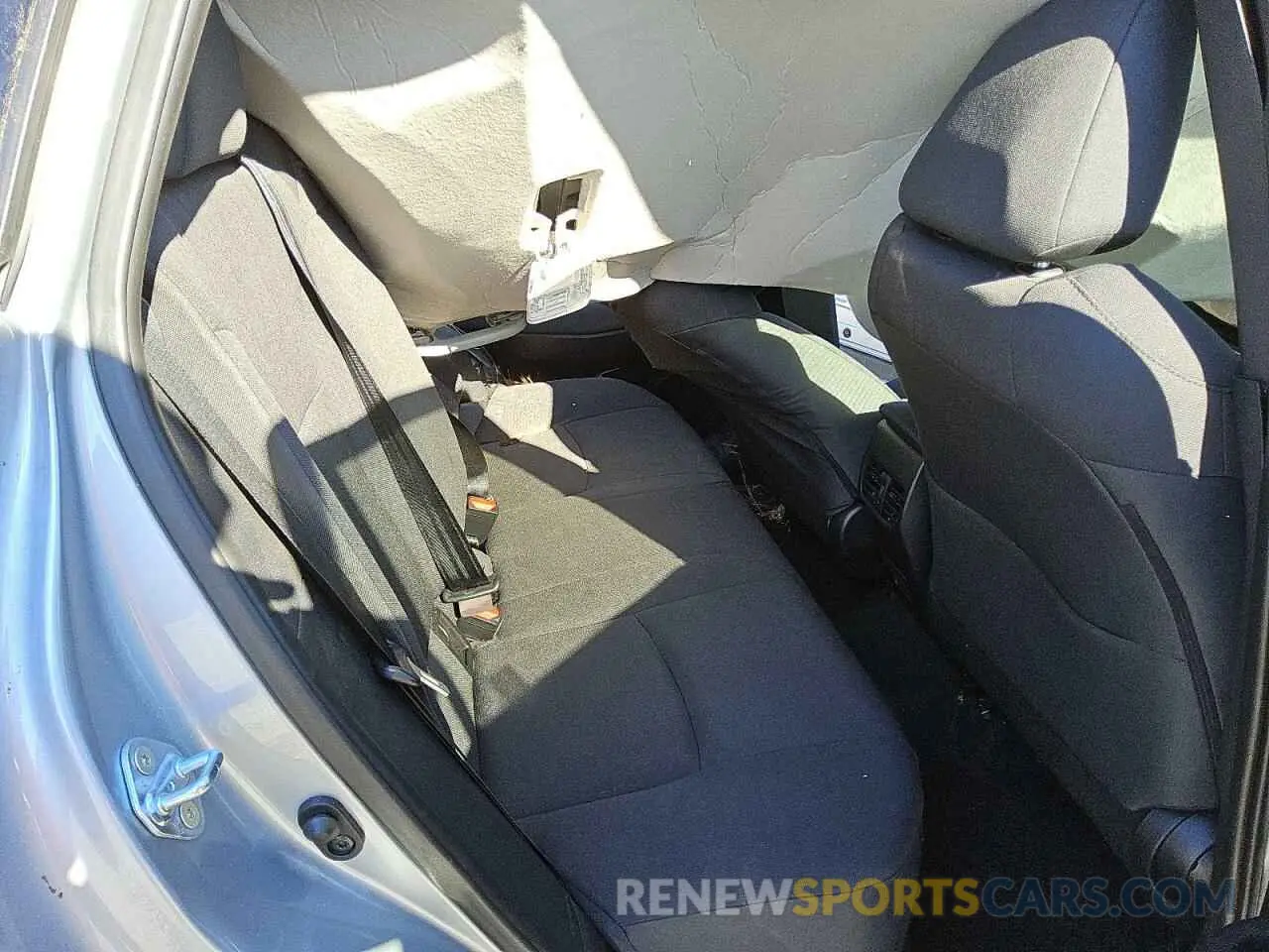 11 Photograph of a damaged car 7MUCAAAGXRV091726 TOYOTA COROLLA CR 2024