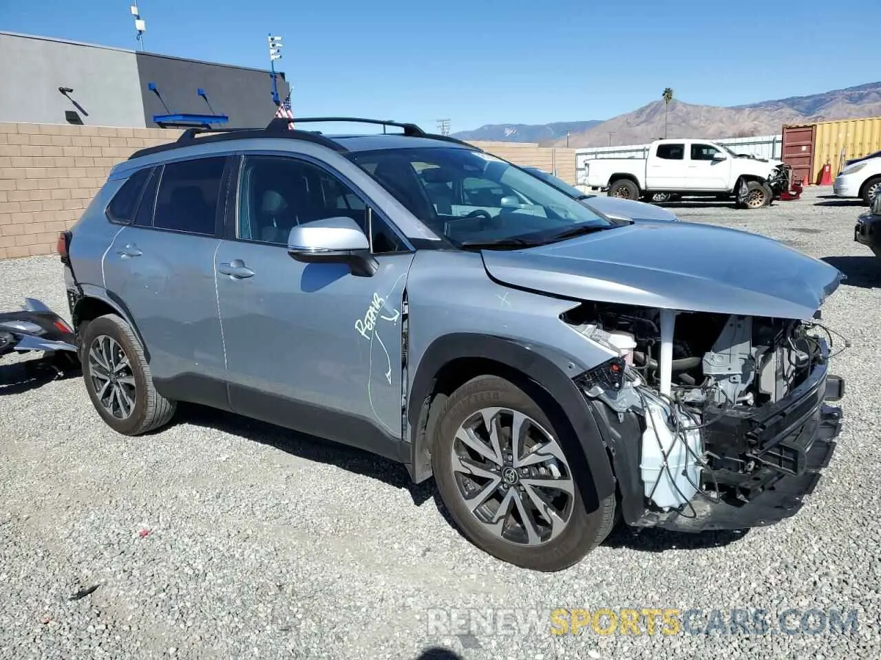 4 Photograph of a damaged car 7MUDAAAG3RV085206 TOYOTA COROLLA CR 2024