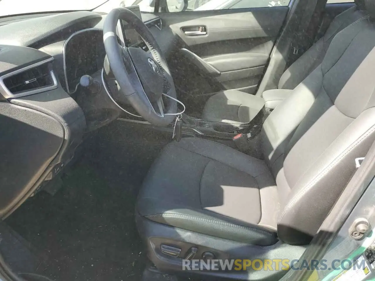 7 Photograph of a damaged car 7MUDAAAG4RV084632 TOYOTA COROLLA CR 2024