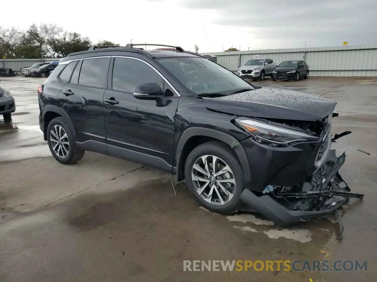 4 Photograph of a damaged car 7MUDAAAG4RV109643 TOYOTA COROLLA CR 2024