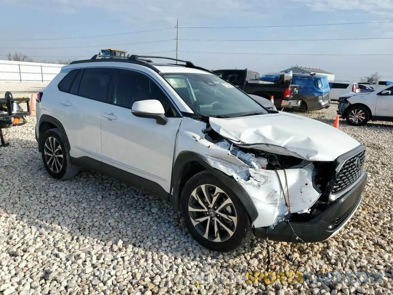 4 Photograph of a damaged car 7MUDAAAGXRV089141 TOYOTA COROLLA CR 2024