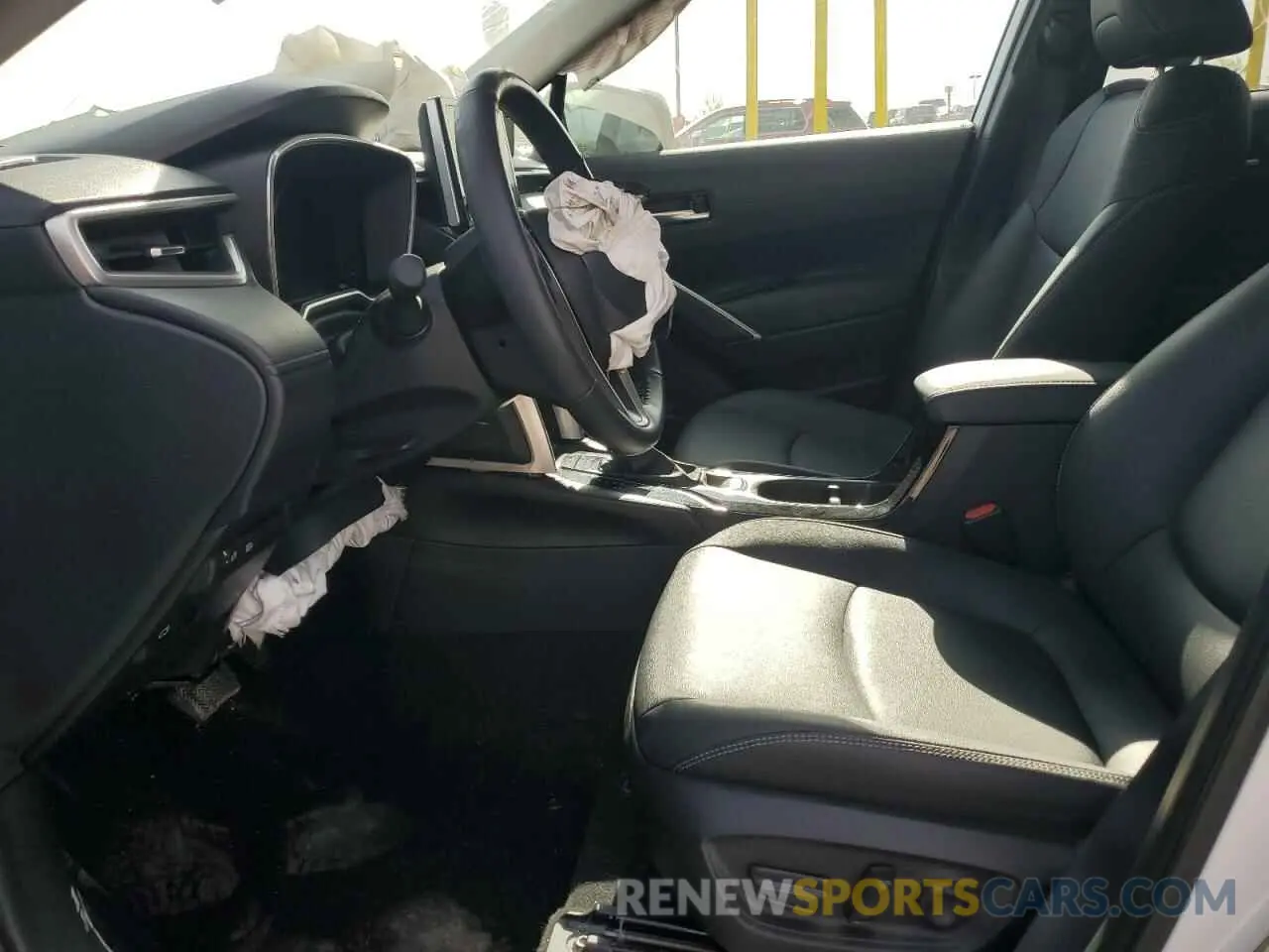 7 Photograph of a damaged car 7MUDAABG2RV105251 TOYOTA COROLLA CR 2024