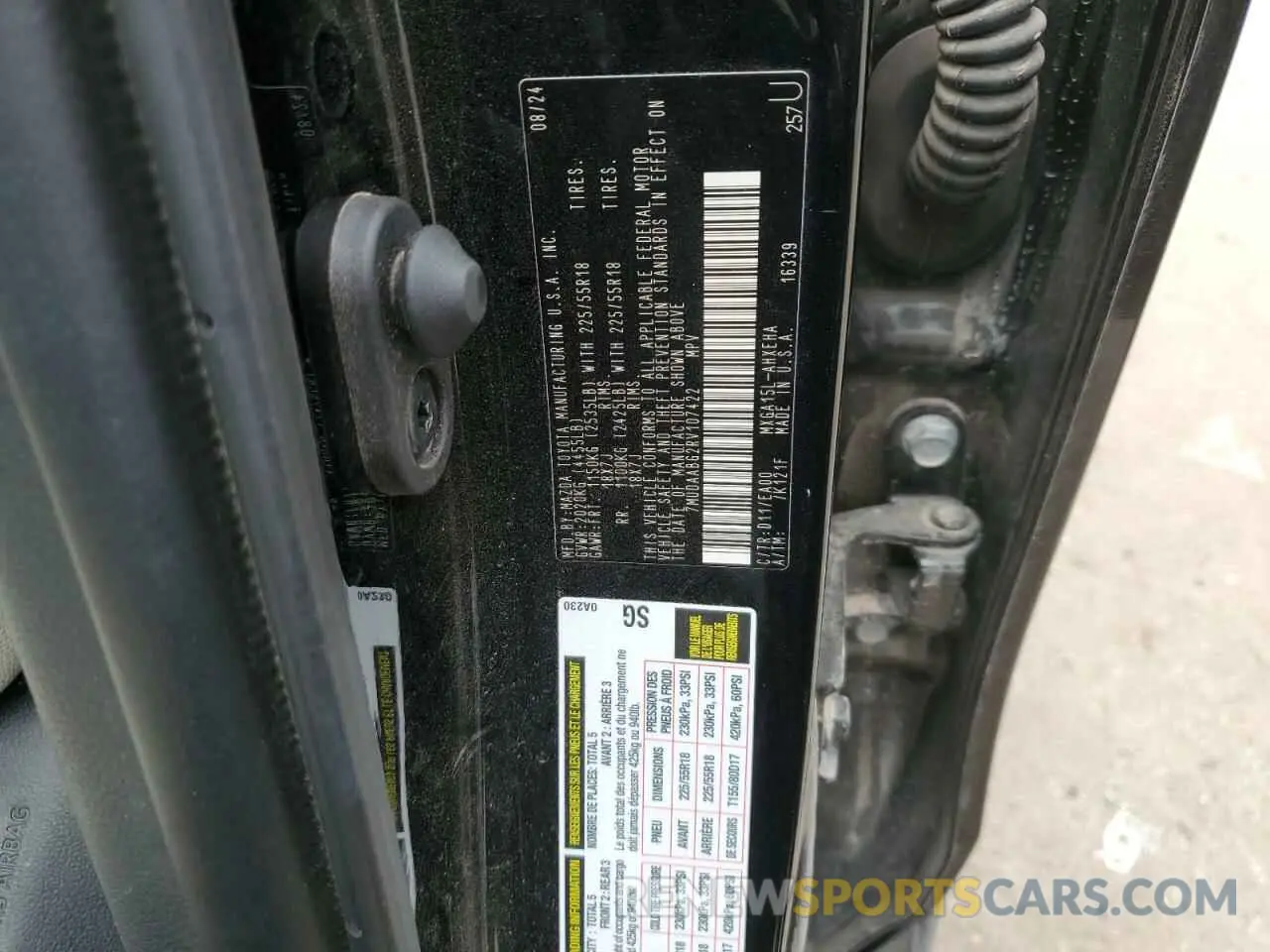 14 Photograph of a damaged car 7MUDAABG2RV107422 TOYOTA COROLLA CR 2024