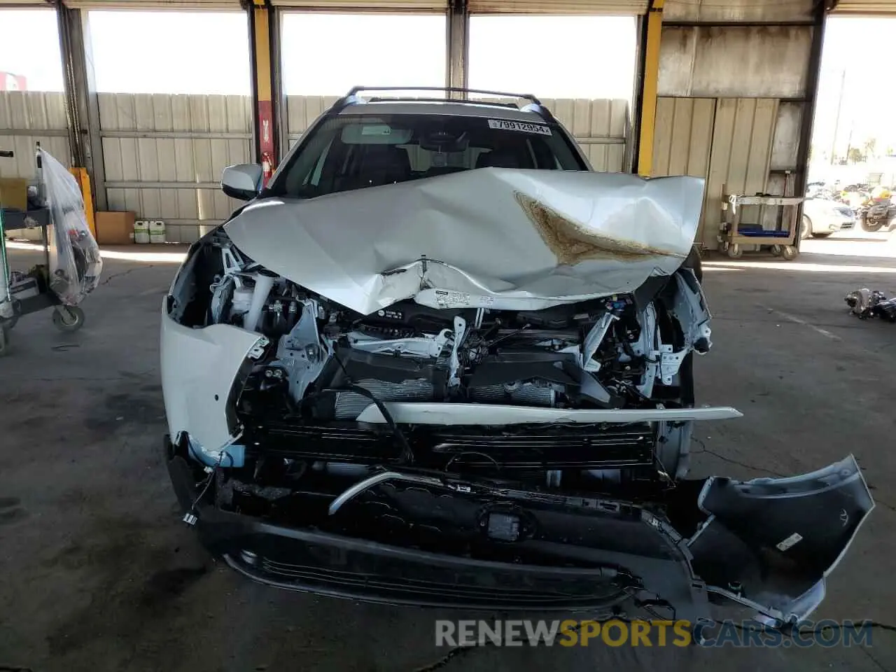 5 Photograph of a damaged car 7MUDAABG9RV107286 TOYOTA COROLLA CR 2024