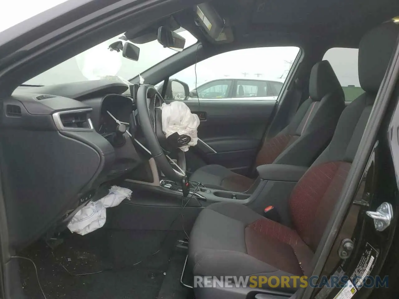 7 Photograph of a damaged car 7MUFBABG4RV052428 TOYOTA COROLLA CR 2024