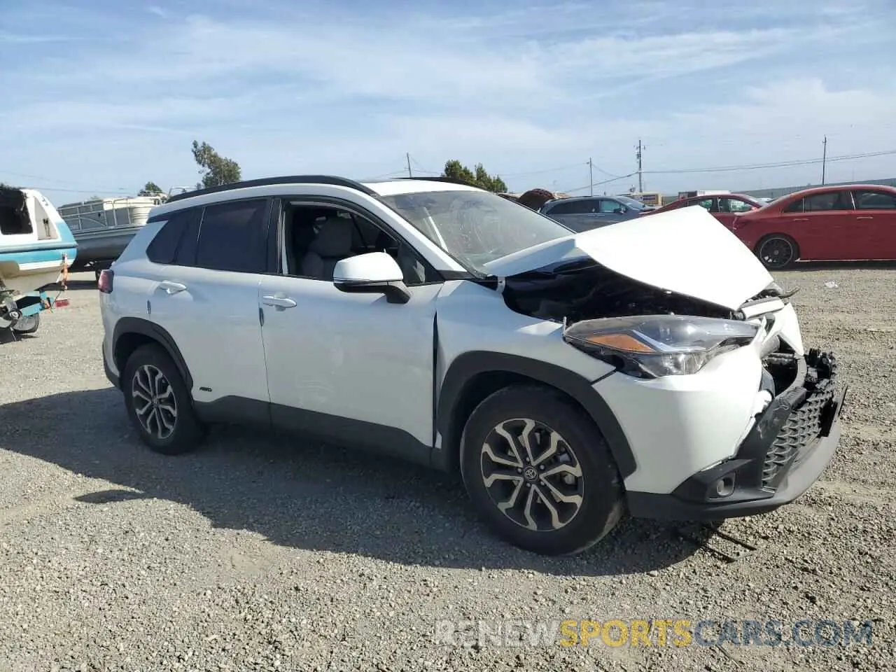 4 Photograph of a damaged car 7MUFBABG7RV042931 TOYOTA COROLLA CR 2024