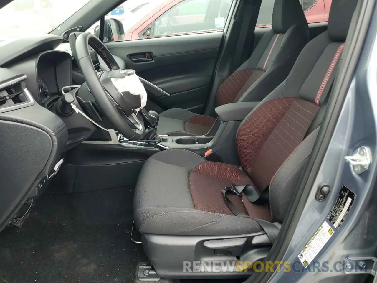 7 Photograph of a damaged car 7MUFBABG8RV049743 TOYOTA COROLLA CR 2024