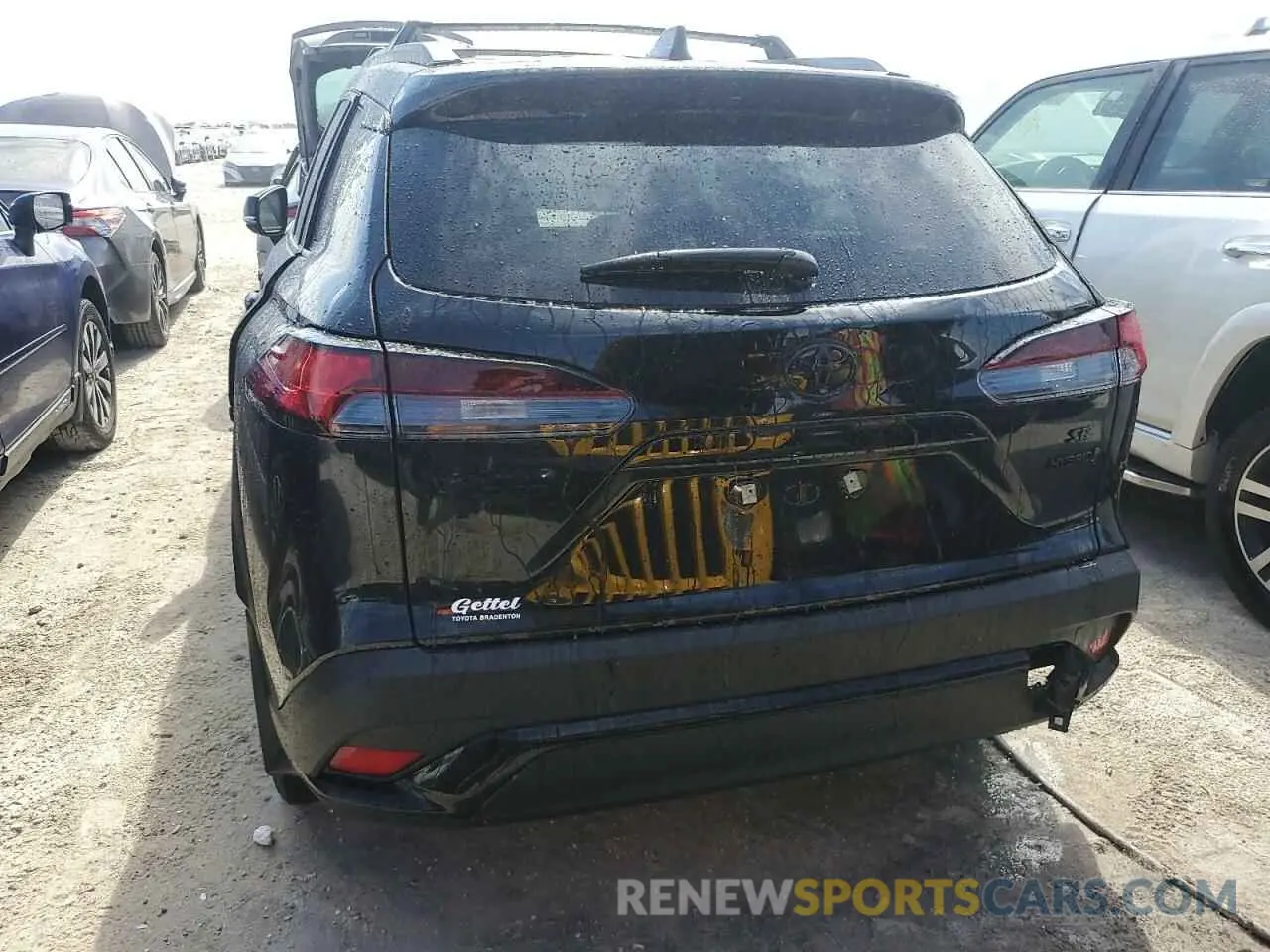 6 Photograph of a damaged car 7MUFBABG9RV049749 TOYOTA COROLLA CR 2024