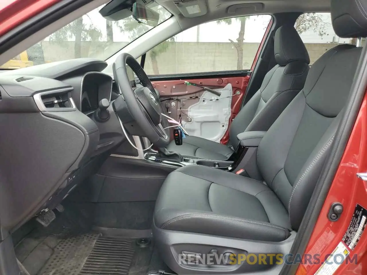 7 Photograph of a damaged car 7MUDAAAG9SV130882 TOYOTA COROLLA CR 2025
