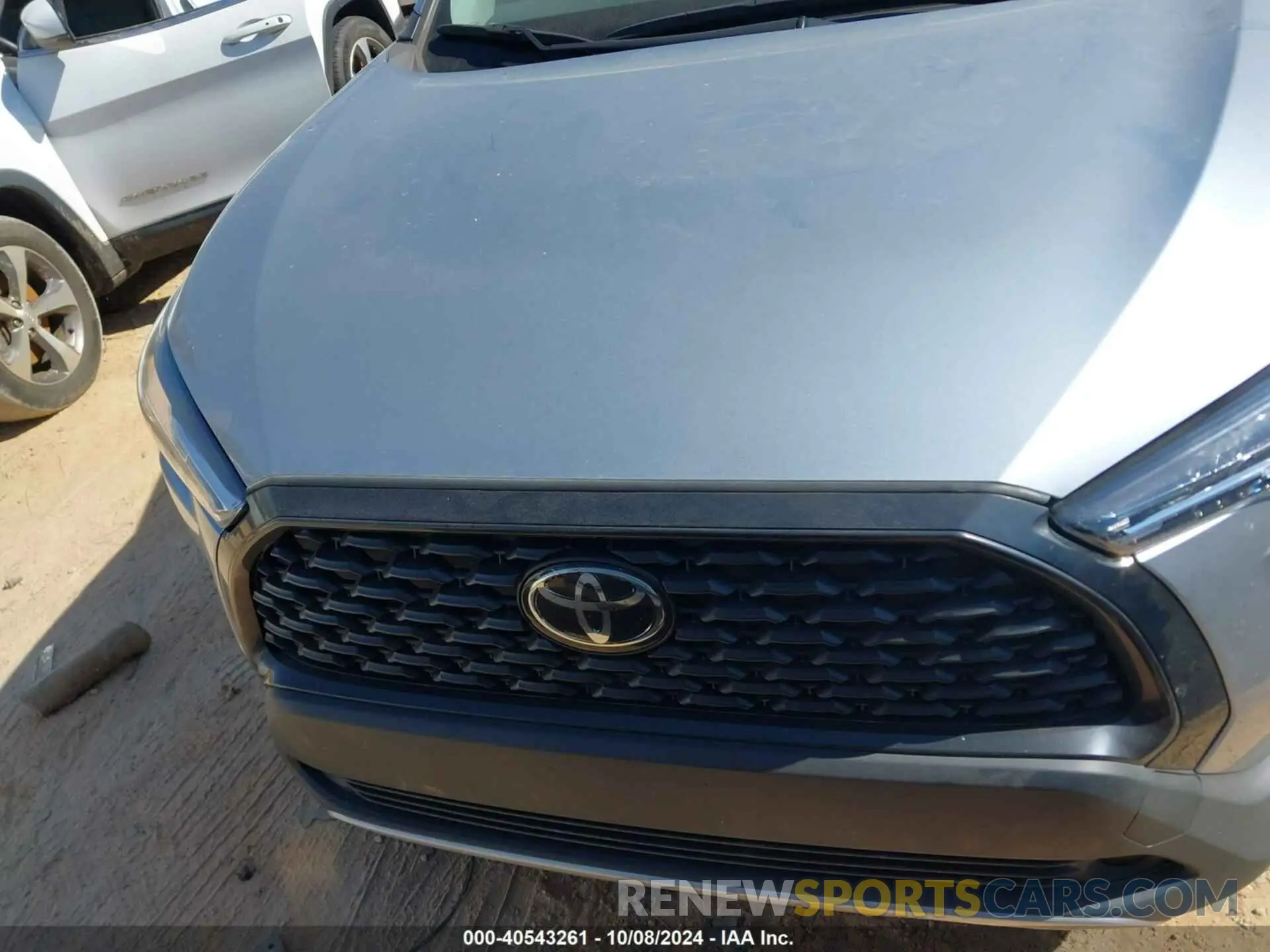 12 Photograph of a damaged car 7MUAAAAG9NV031485 TOYOTA COROLLA CROSS 2022
