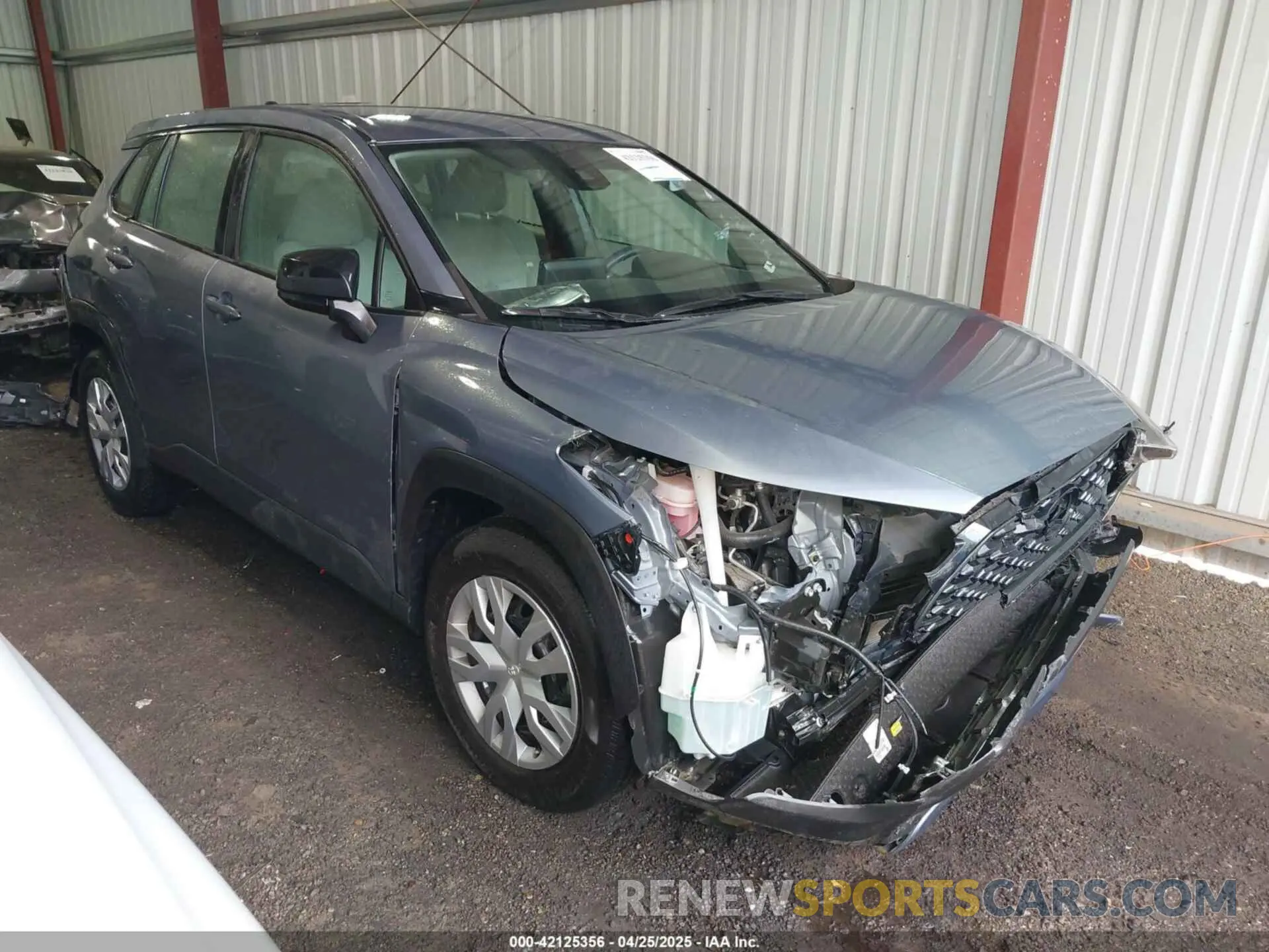 1 Photograph of a damaged car 7MUAAAAG9NV034659 TOYOTA COROLLA CROSS 2022