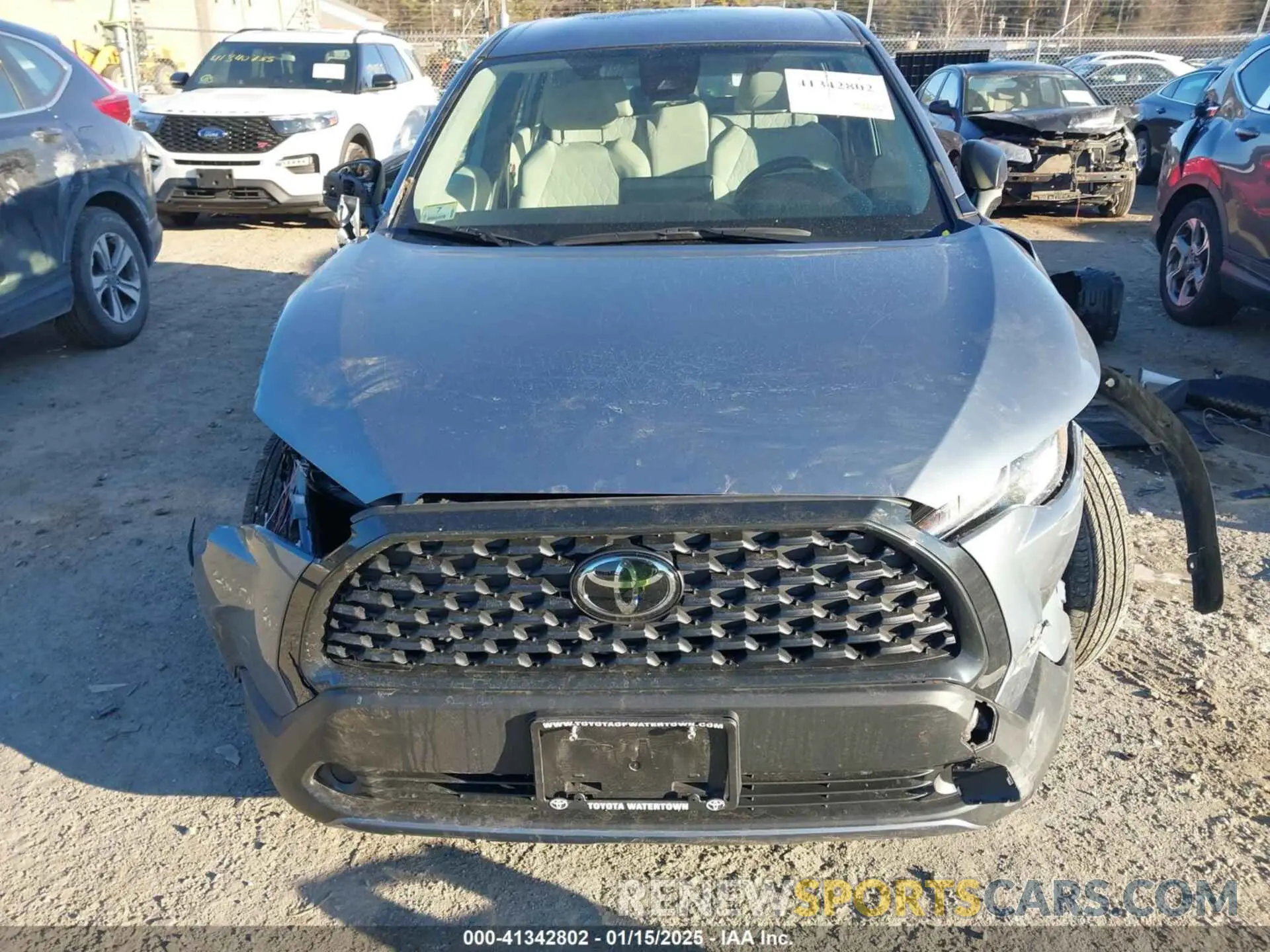 13 Photograph of a damaged car 7MUAAABG3NV020996 TOYOTA COROLLA CROSS 2022