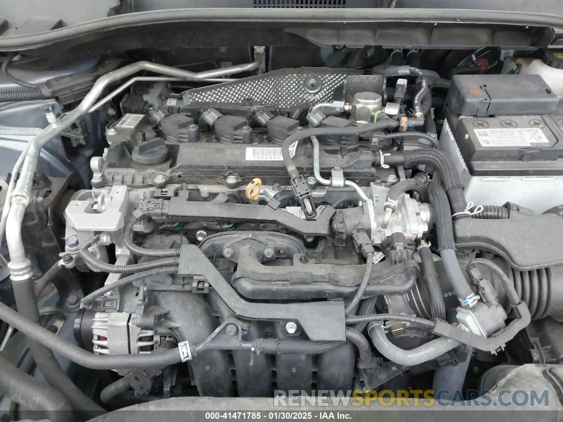 10 Photograph of a damaged car 7MUAAABG3NV040858 TOYOTA COROLLA CROSS 2022