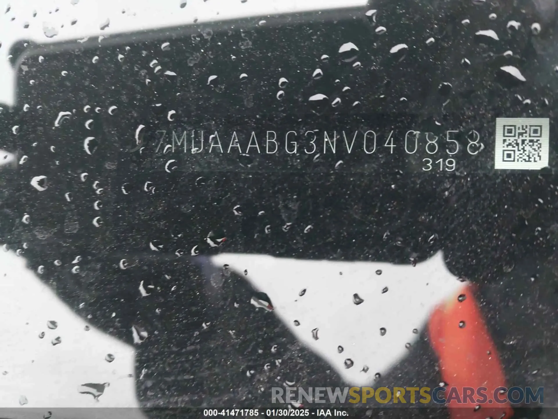9 Photograph of a damaged car 7MUAAABG3NV040858 TOYOTA COROLLA CROSS 2022