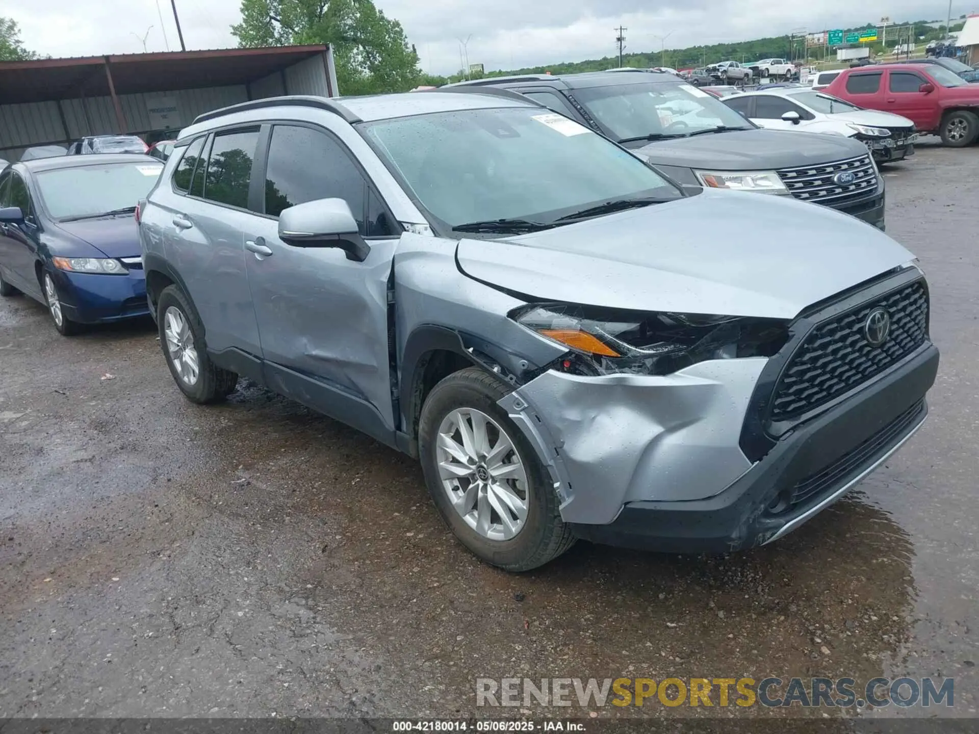 1 Photograph of a damaged car 7MUCAAAG8NV032815 TOYOTA COROLLA CROSS 2022