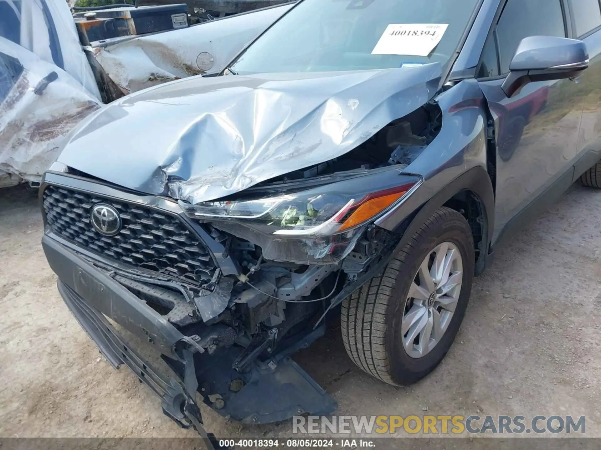 6 Photograph of a damaged car 7MUCAAAGXNV017958 TOYOTA COROLLA CROSS 2022
