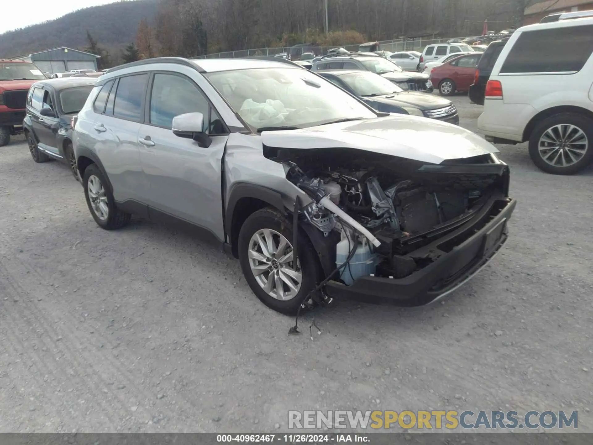 1 Photograph of a damaged car 7MUCAABG6NV034559 TOYOTA COROLLA CROSS 2022