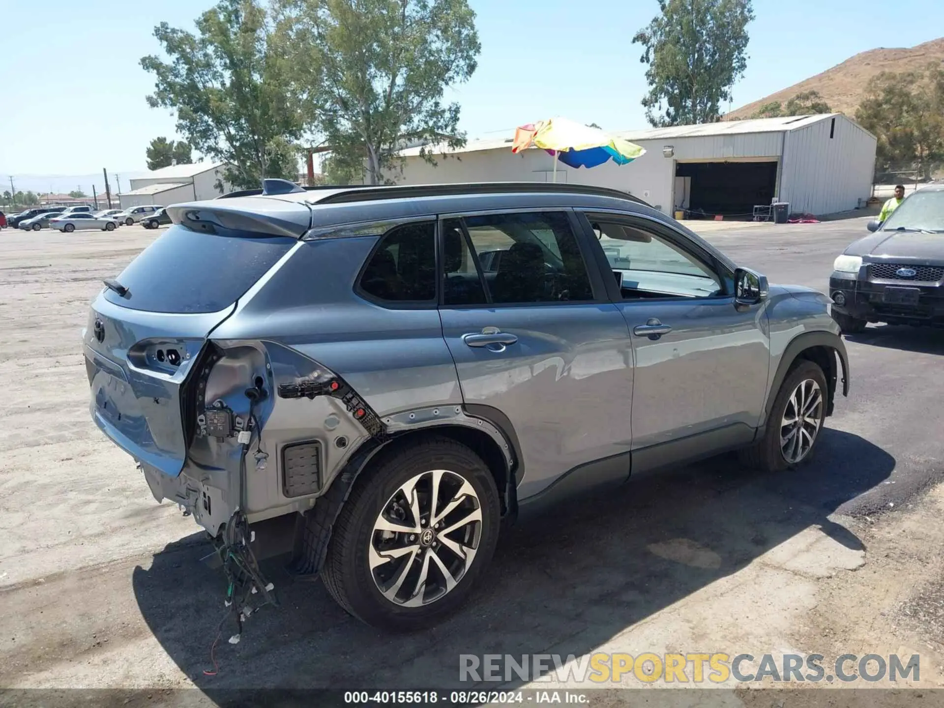 4 Photograph of a damaged car 7MUDAAAG0NV020713 TOYOTA COROLLA CROSS 2022