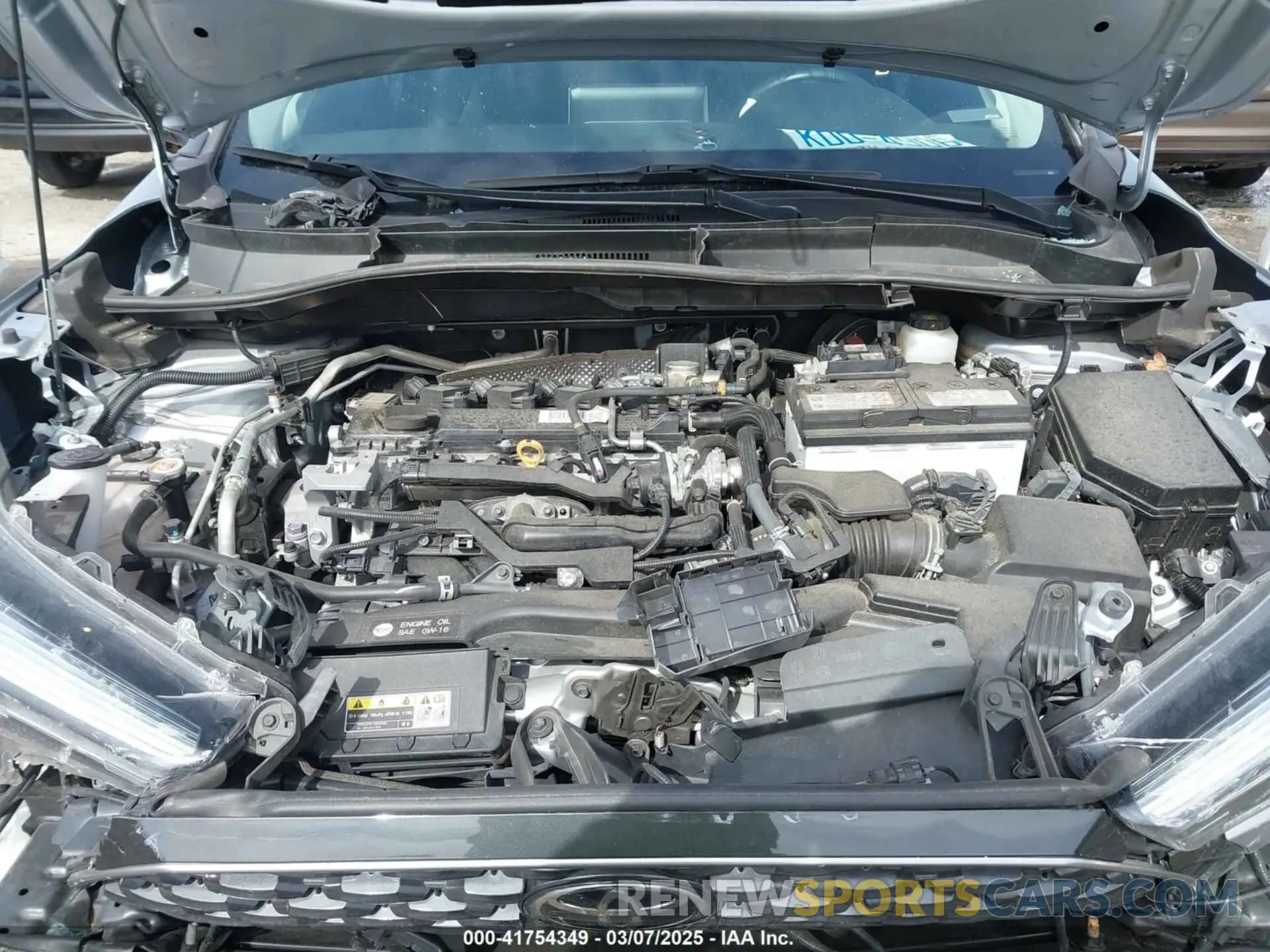 10 Photograph of a damaged car 7MUDAAAG4NV022674 TOYOTA COROLLA CROSS 2022