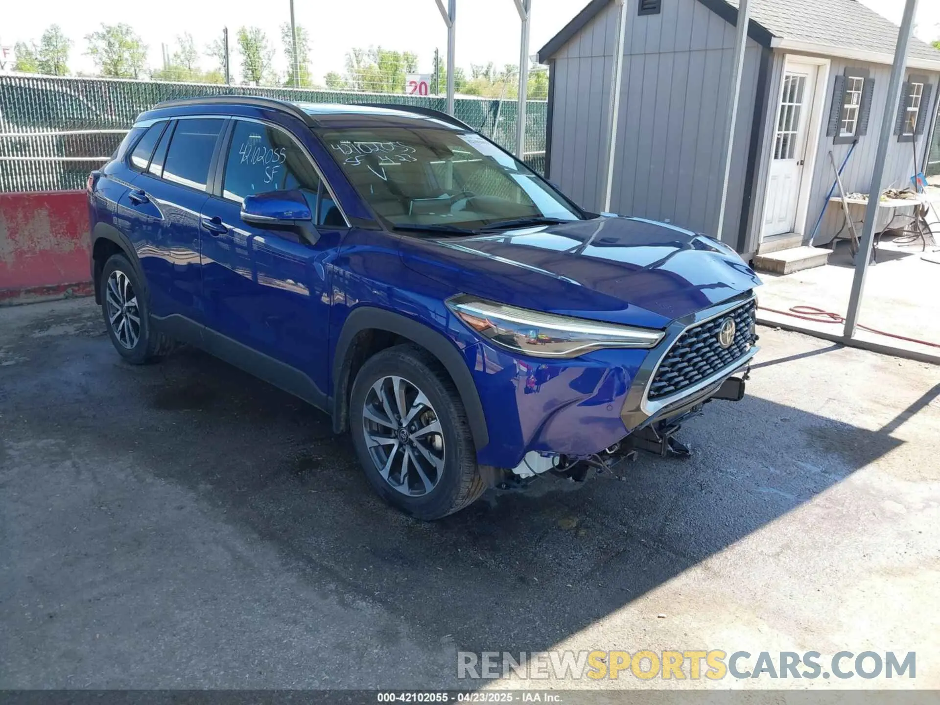 1 Photograph of a damaged car 7MUDAABG0NV004896 TOYOTA COROLLA CROSS 2022