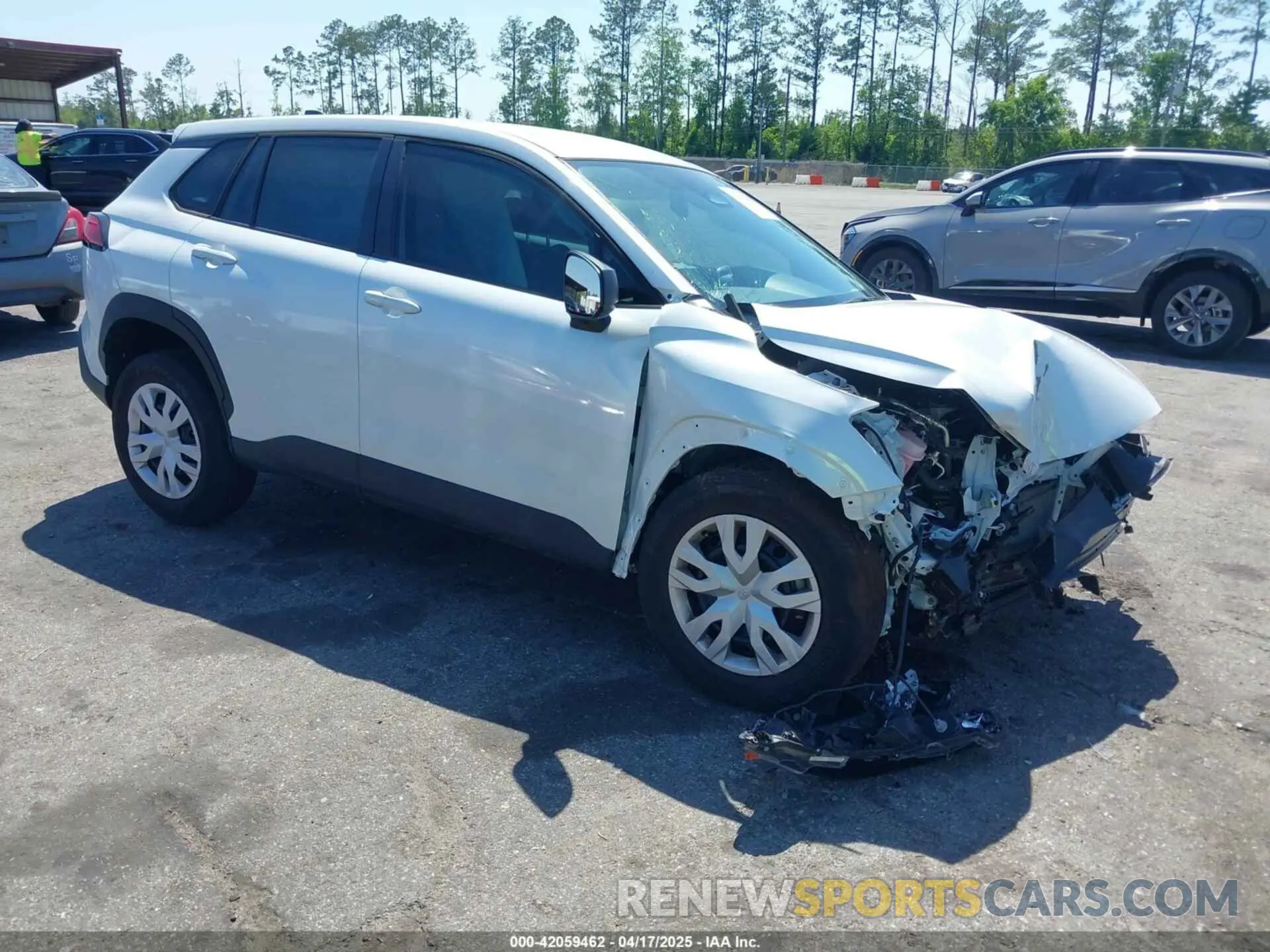 1 Photograph of a damaged car 7MUAAAAG9PV040481 TOYOTA COROLLA CROSS 2023