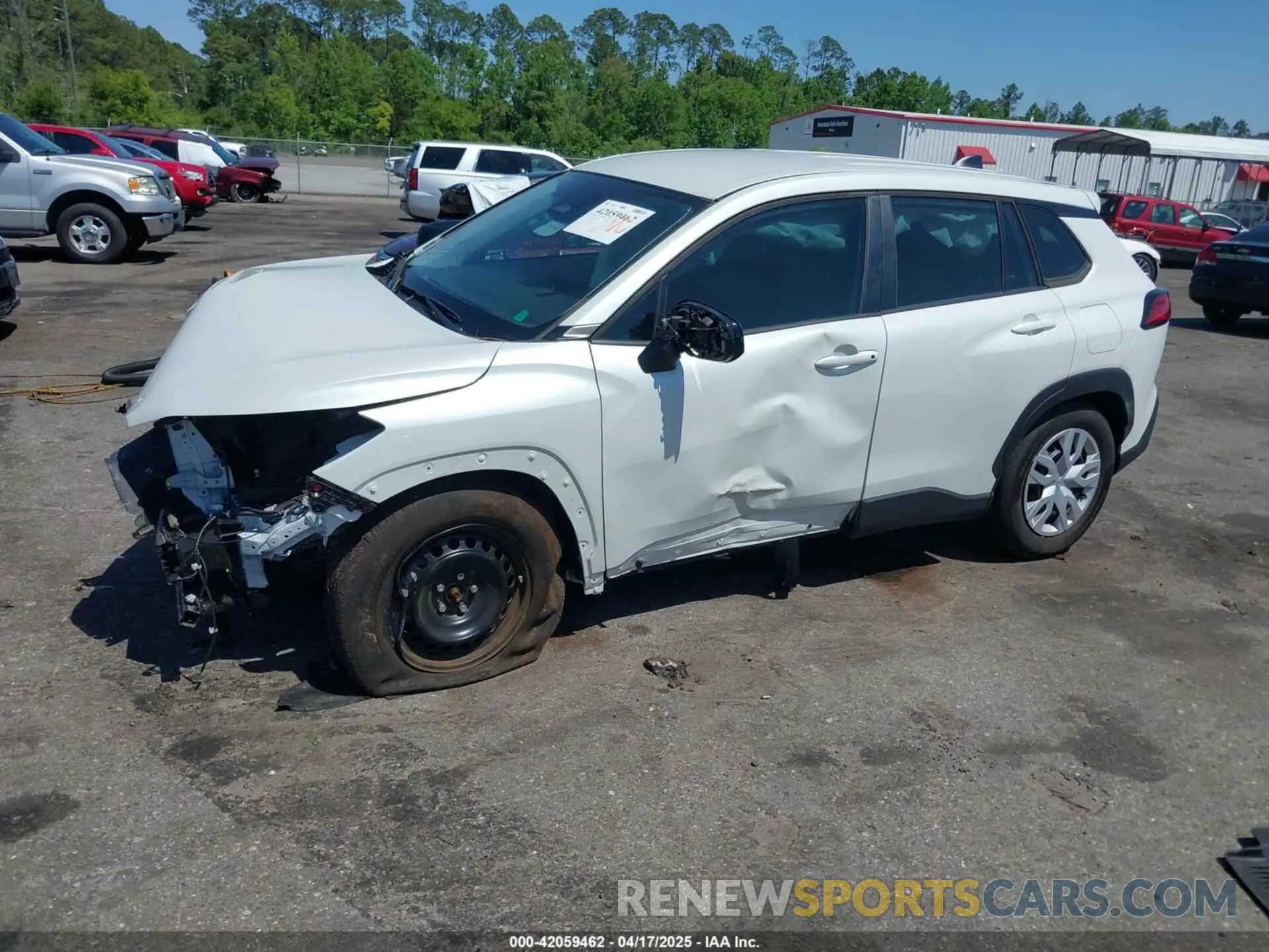 2 Photograph of a damaged car 7MUAAAAG9PV040481 TOYOTA COROLLA CROSS 2023