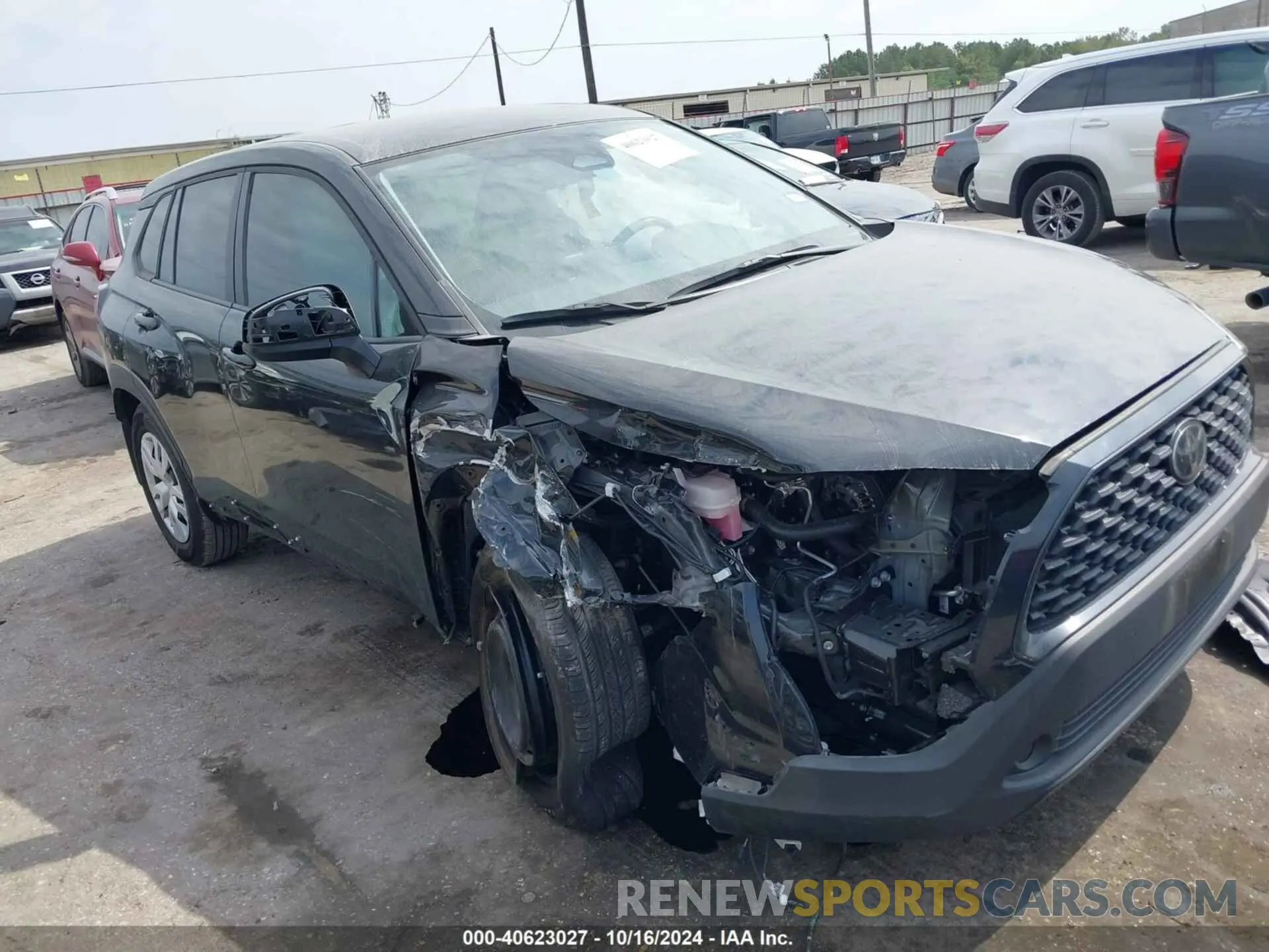 1 Photograph of a damaged car 7MUAAAAG9PV049696 TOYOTA COROLLA CROSS 2023