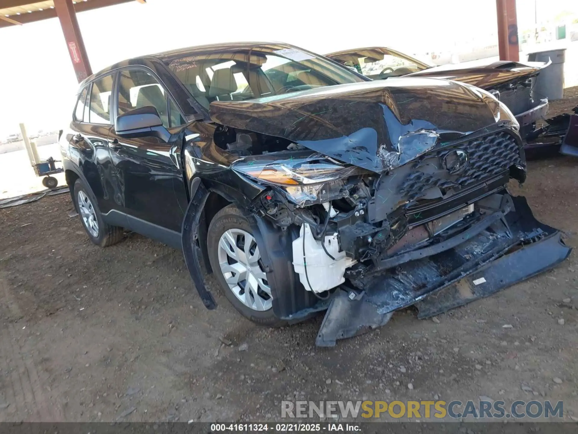 1 Photograph of a damaged car 7MUAAABG6PV057656 TOYOTA COROLLA CROSS 2023